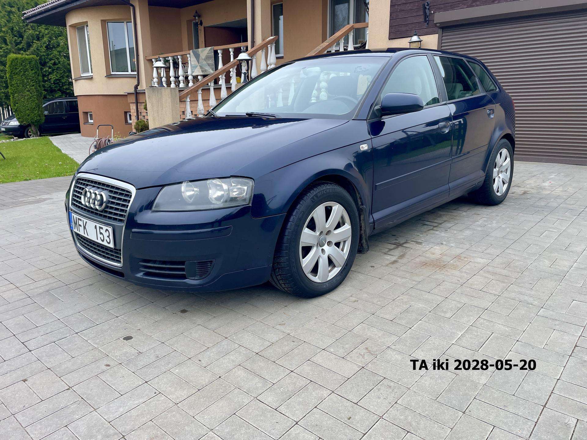 Audi A3.