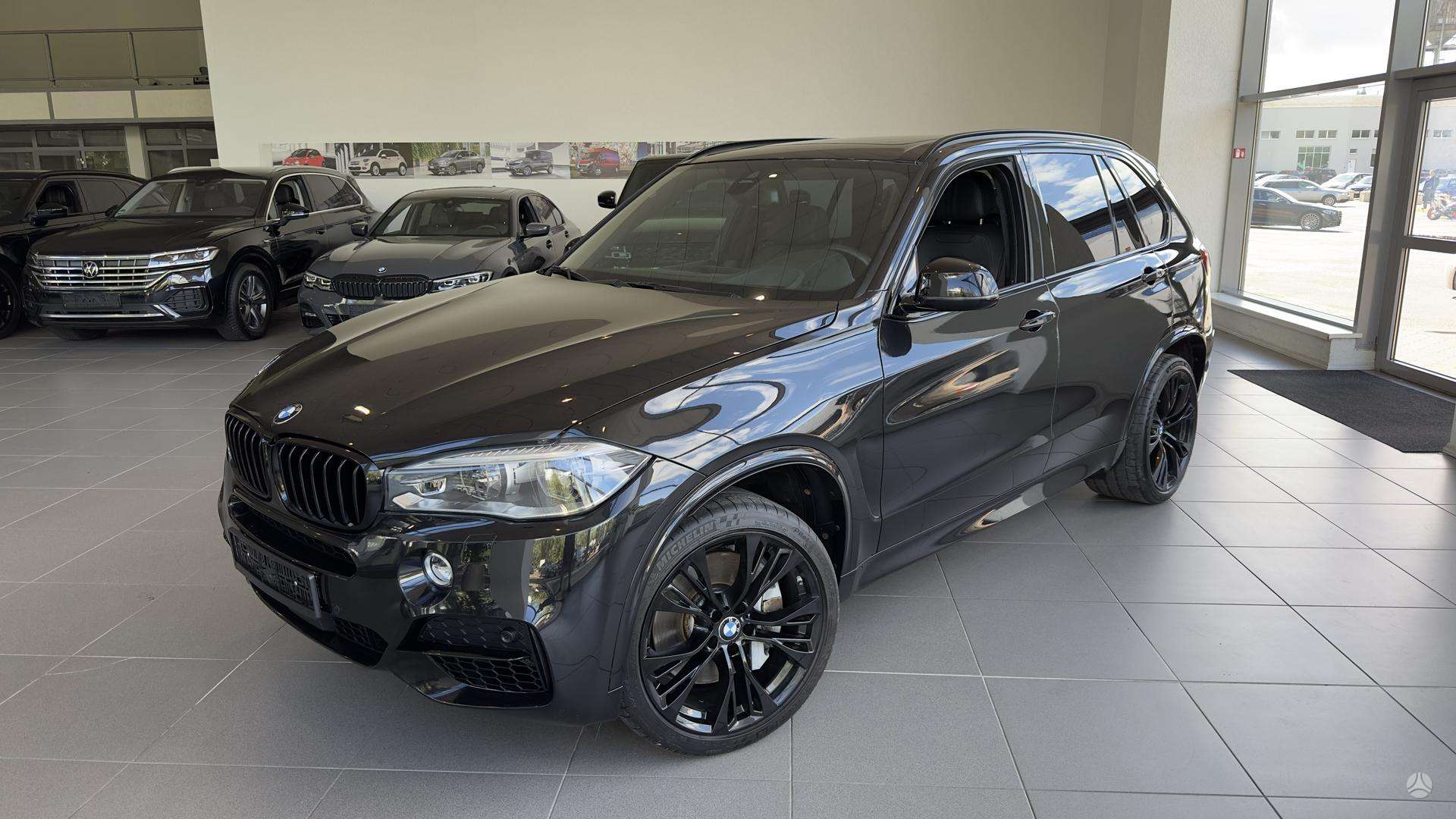 BMW X5.