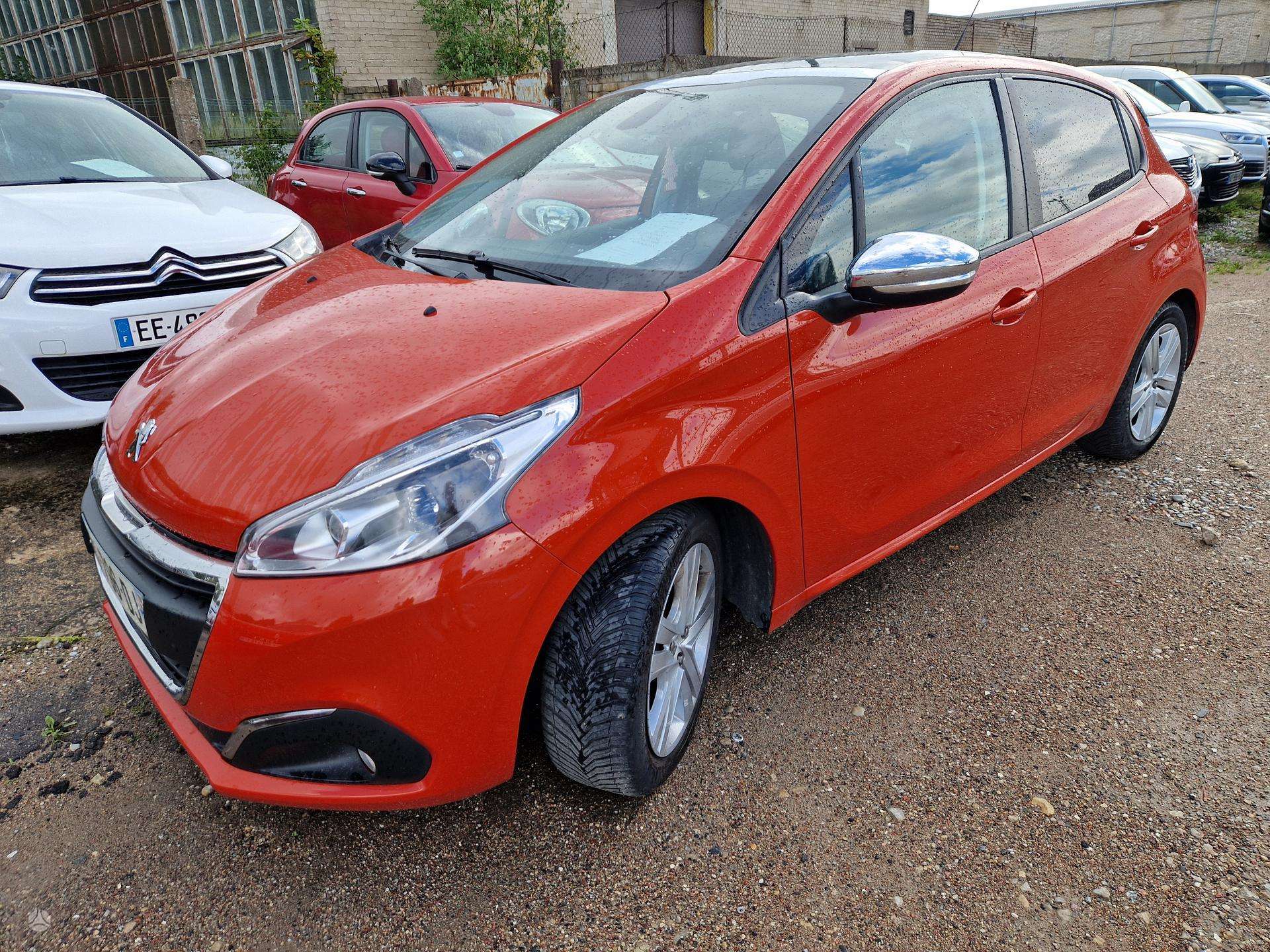 Peugeot 208.