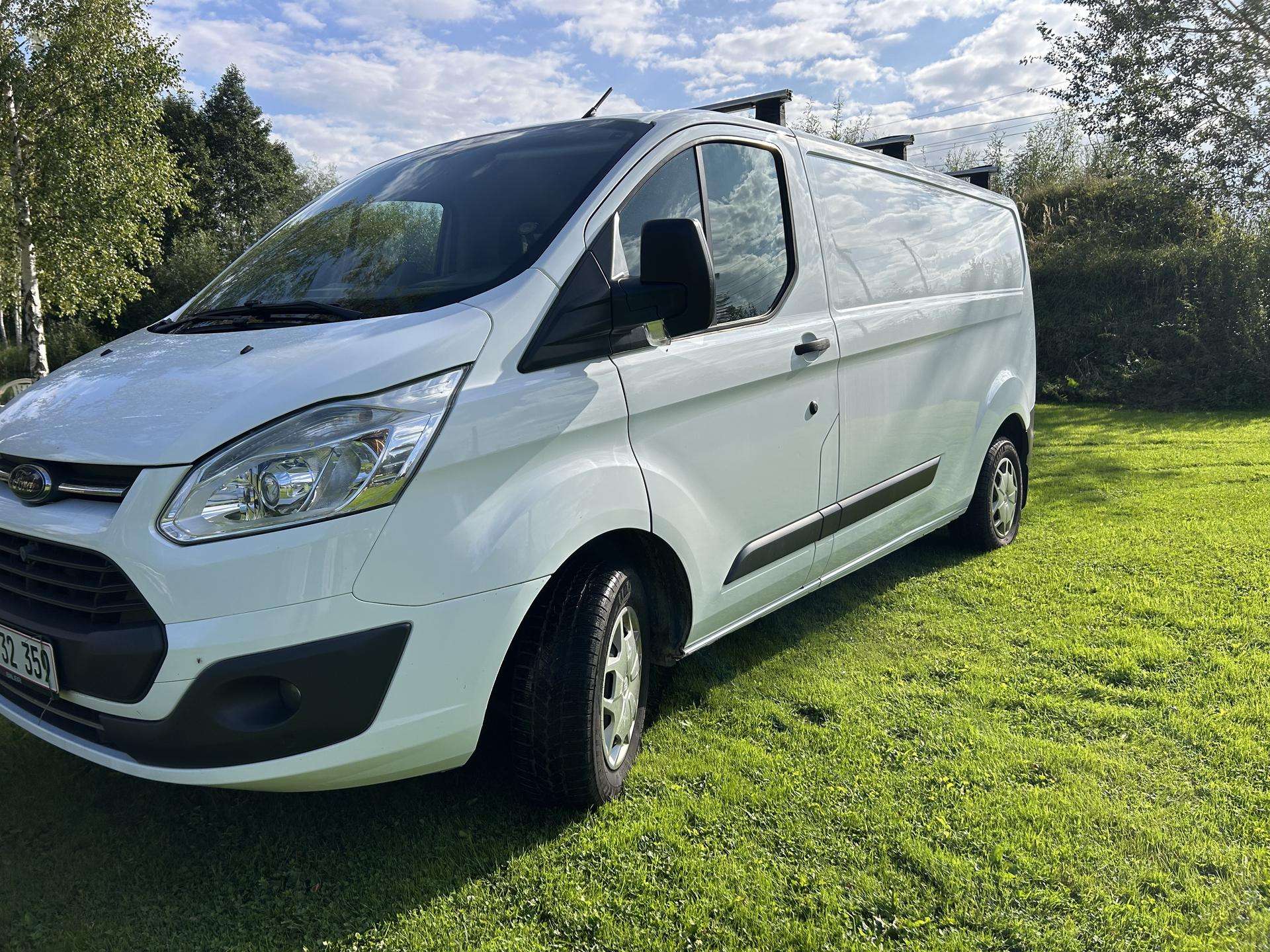 Ford Transit Custom.
