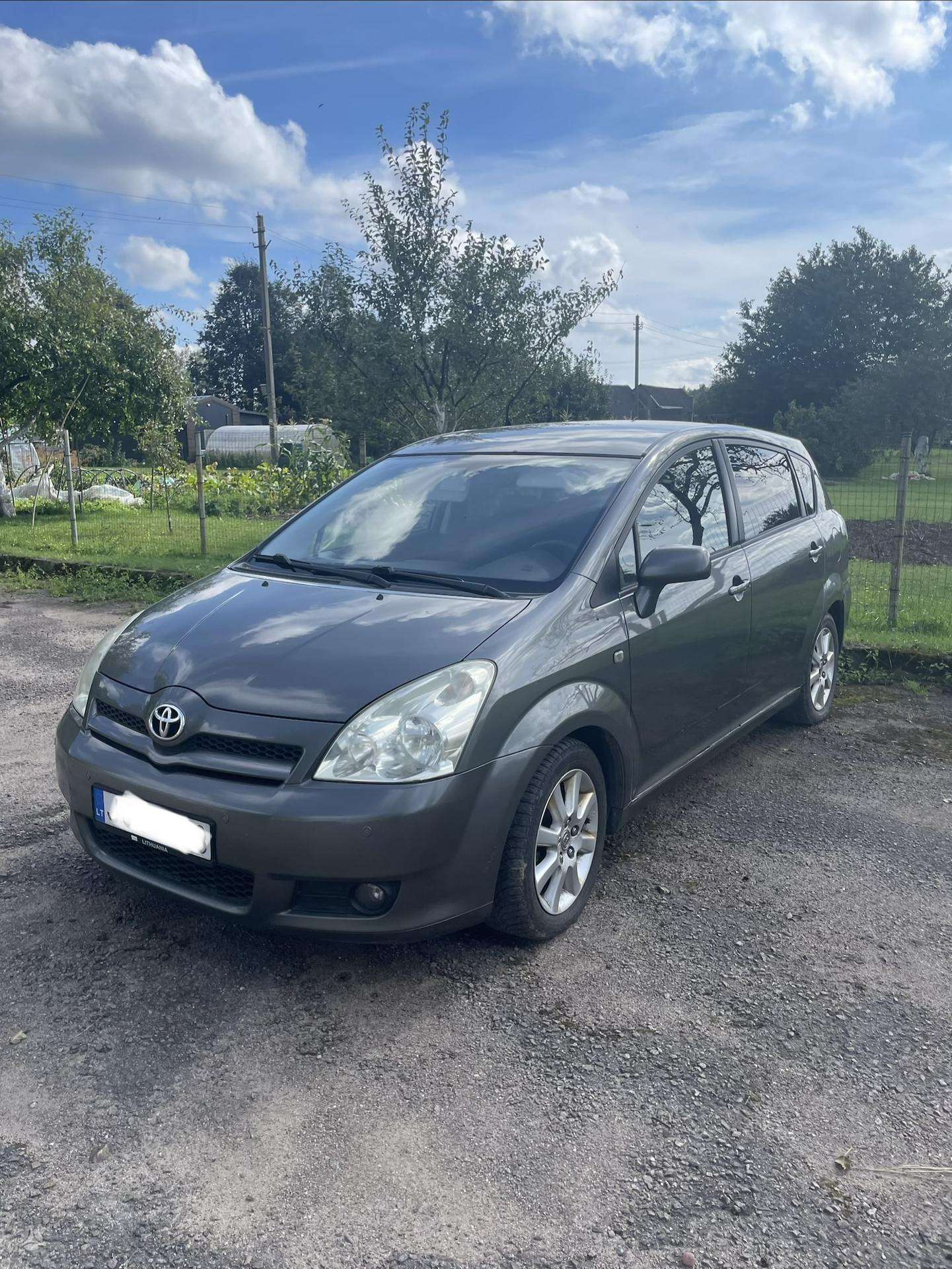 Toyota Corolla Verso.