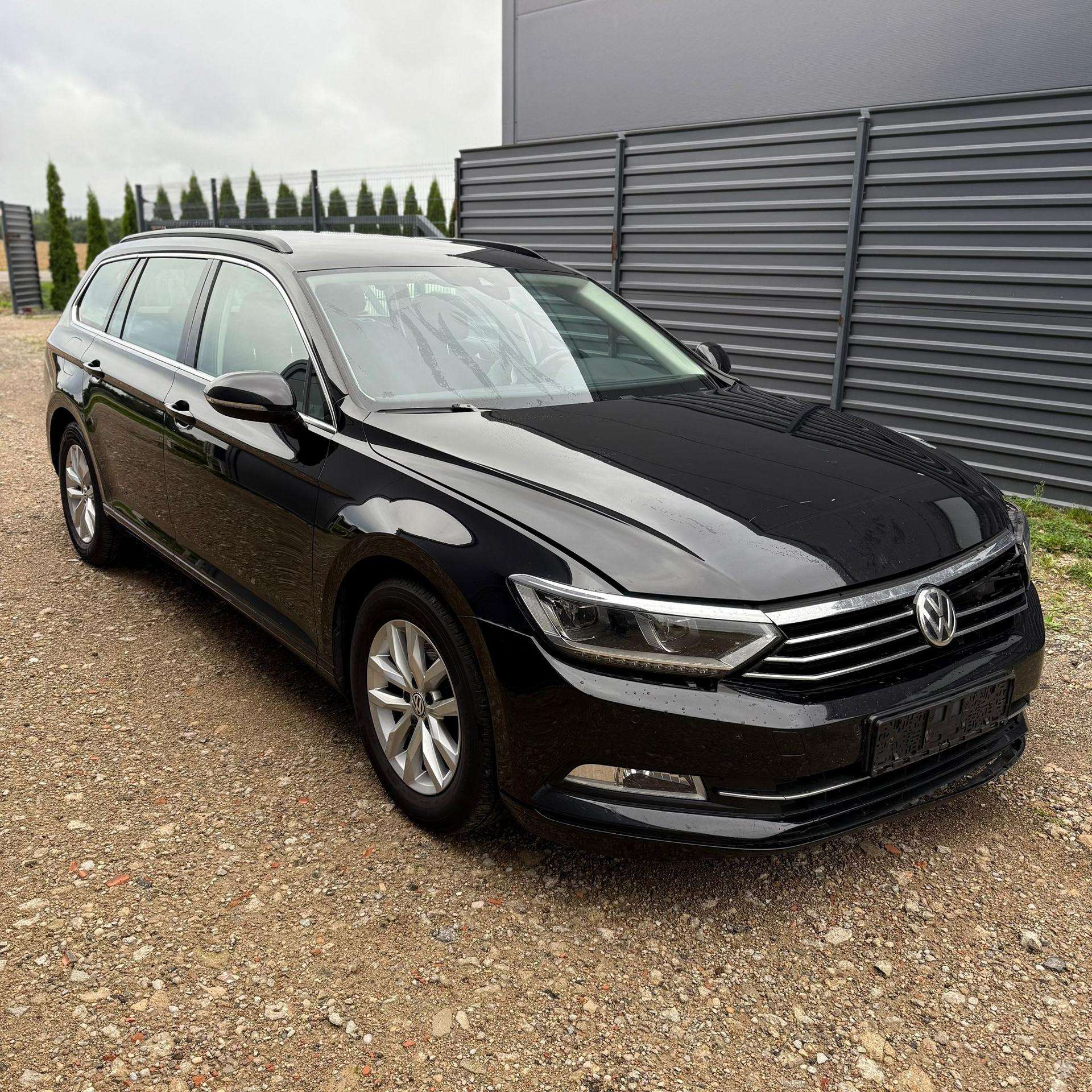Volkswagen Passat.