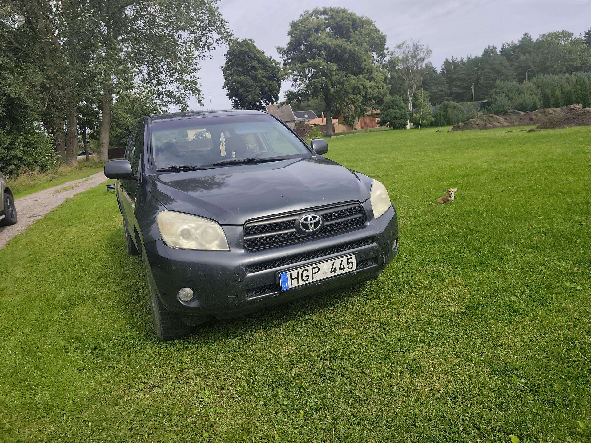 Toyota RAV4.