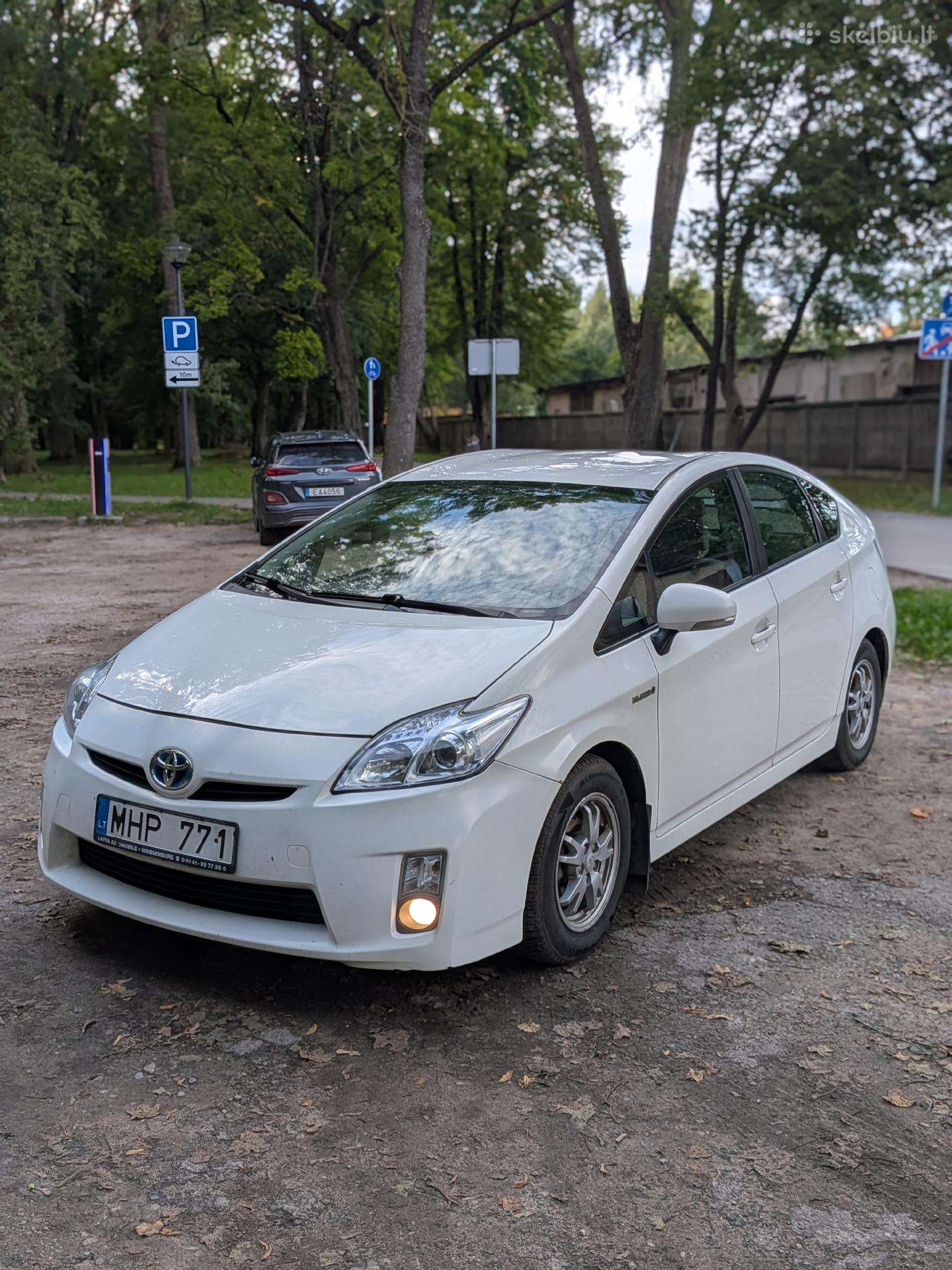 Toyota Prius.