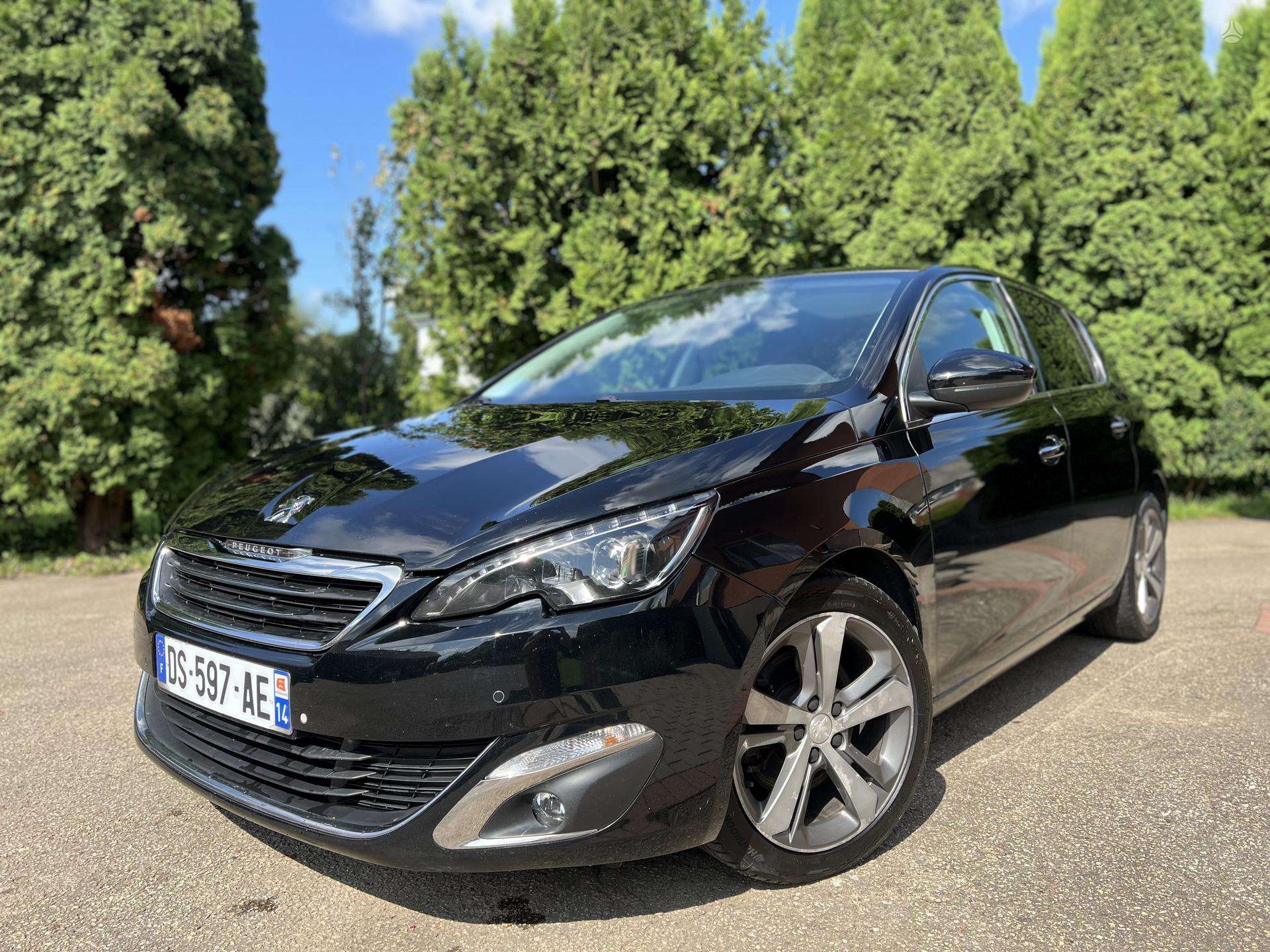 Peugeot 308.