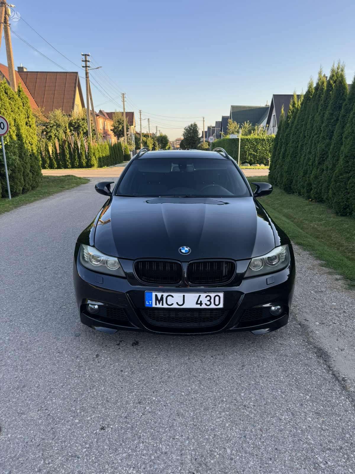 BMW 325