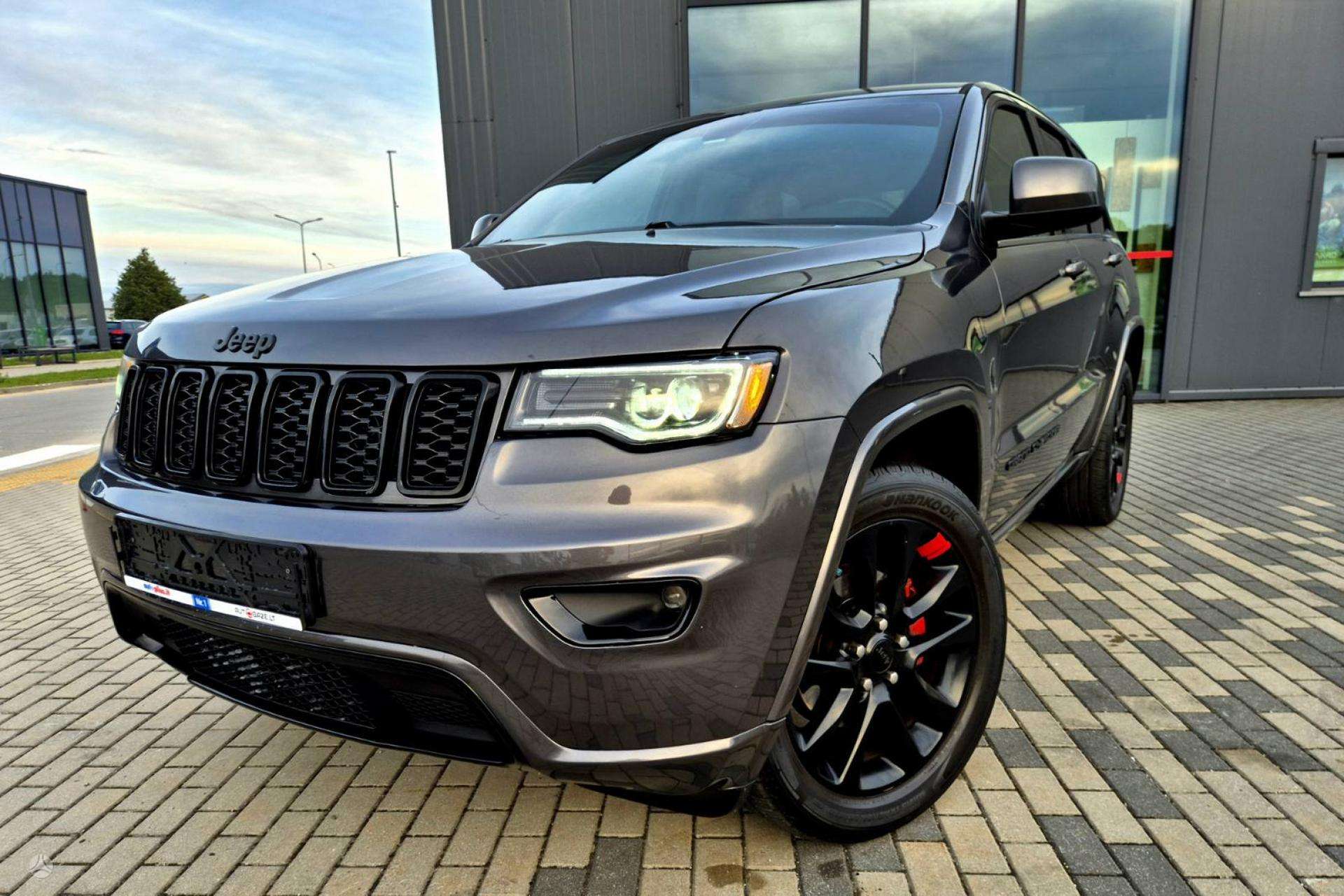 Jeep Grand Cherokee.