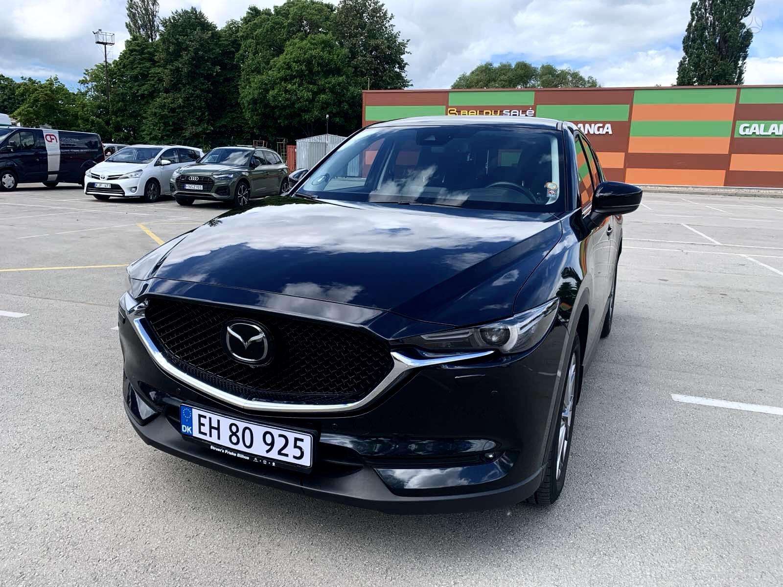 Mazda CX-5.