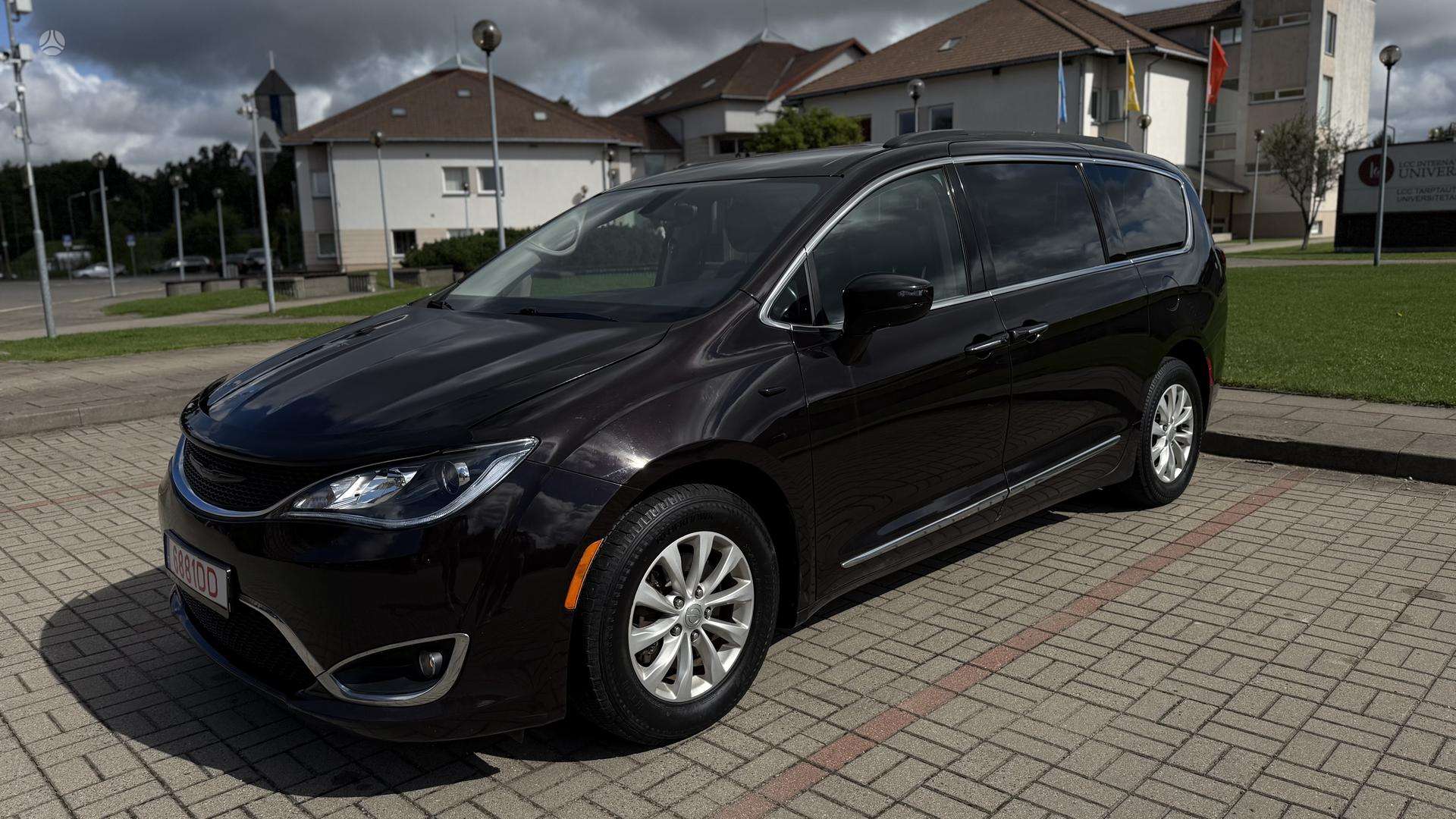 Chrysler Pacifica