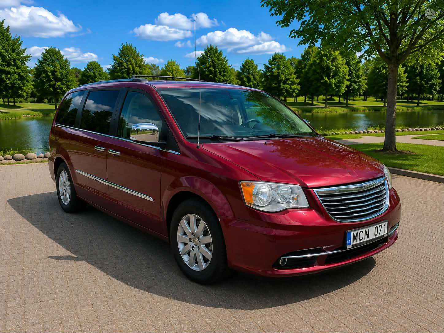 Chrysler Town & Country
