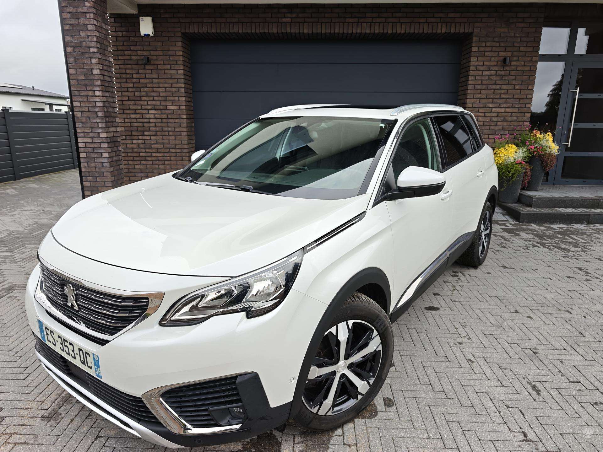 Peugeot 5008