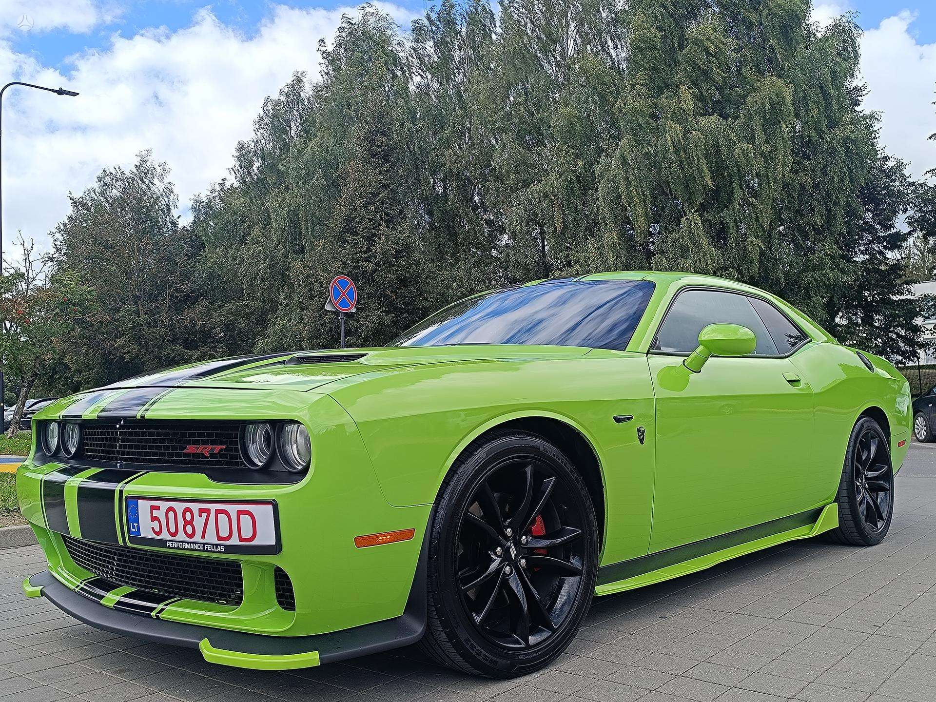 Dodge Challenger.