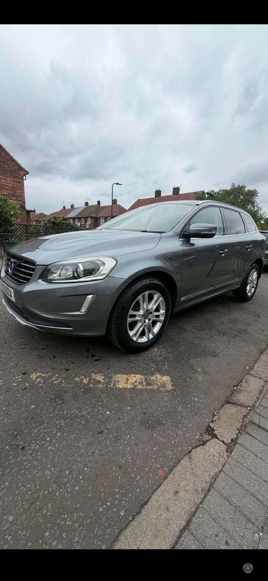 Volvo XC60.