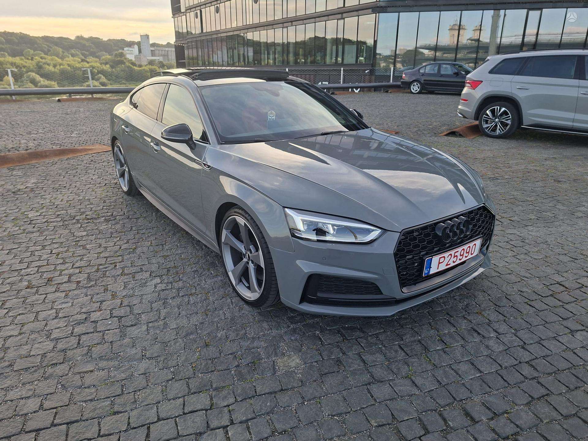 Audi S5
