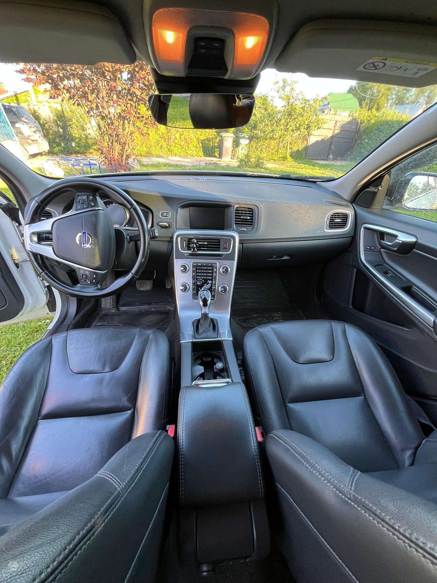 Volvo V60 Cross Country