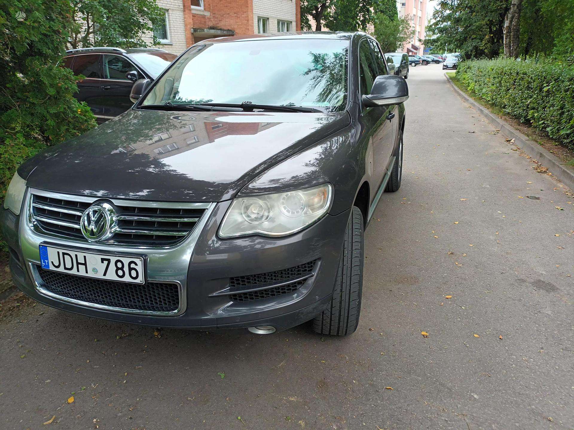 Volkswagen Touareg