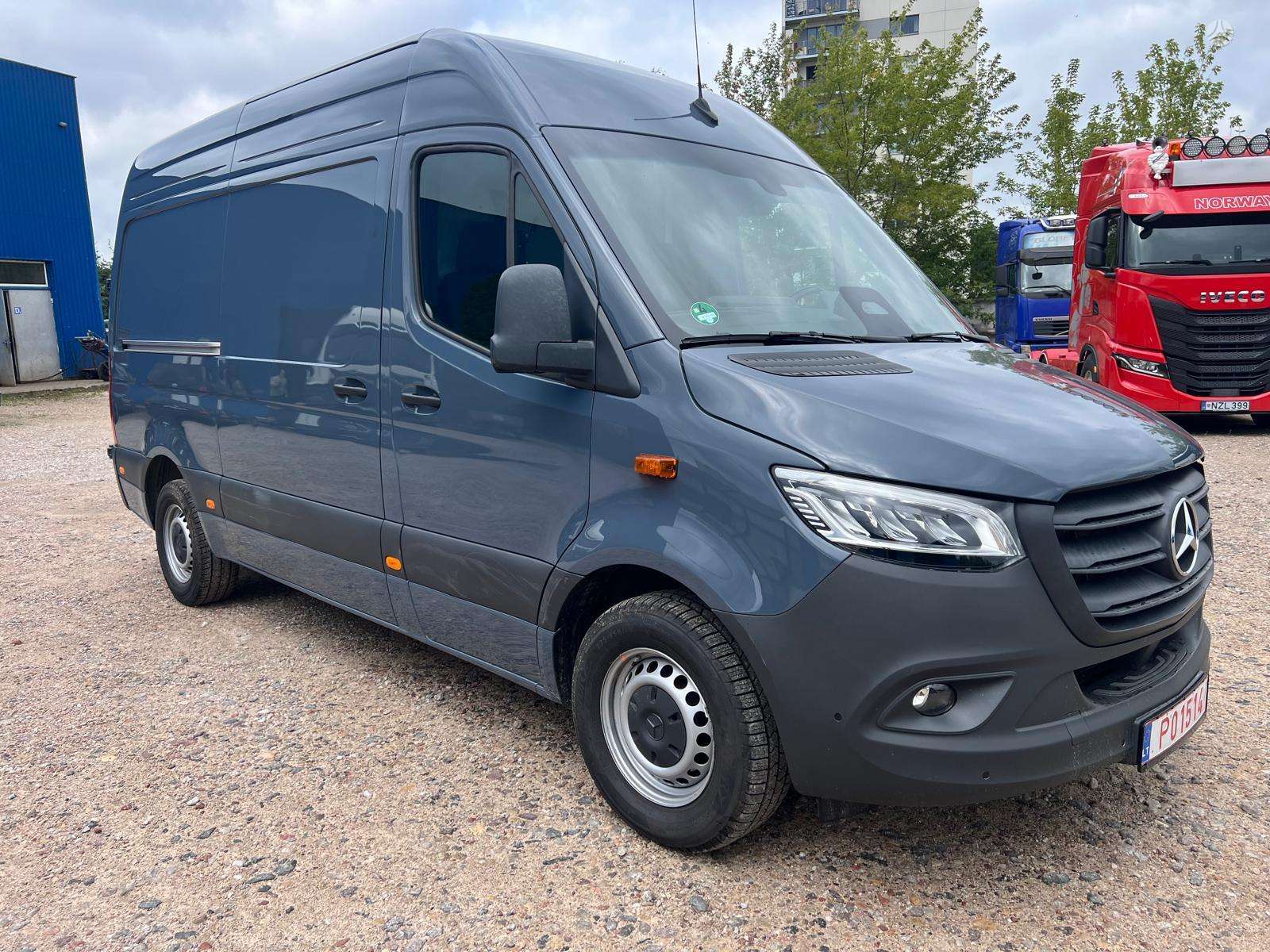 Mercedes-Benz Sprinter