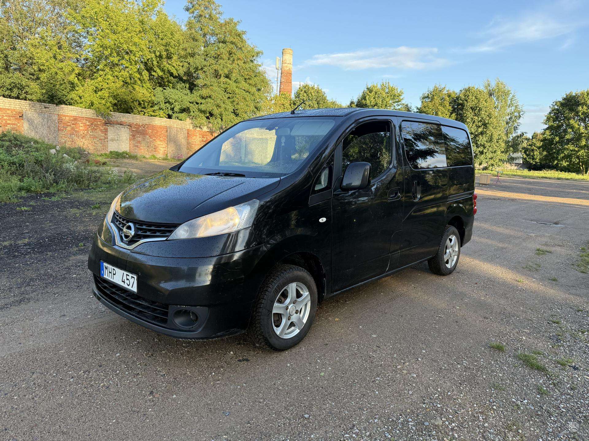 Nissan NV200