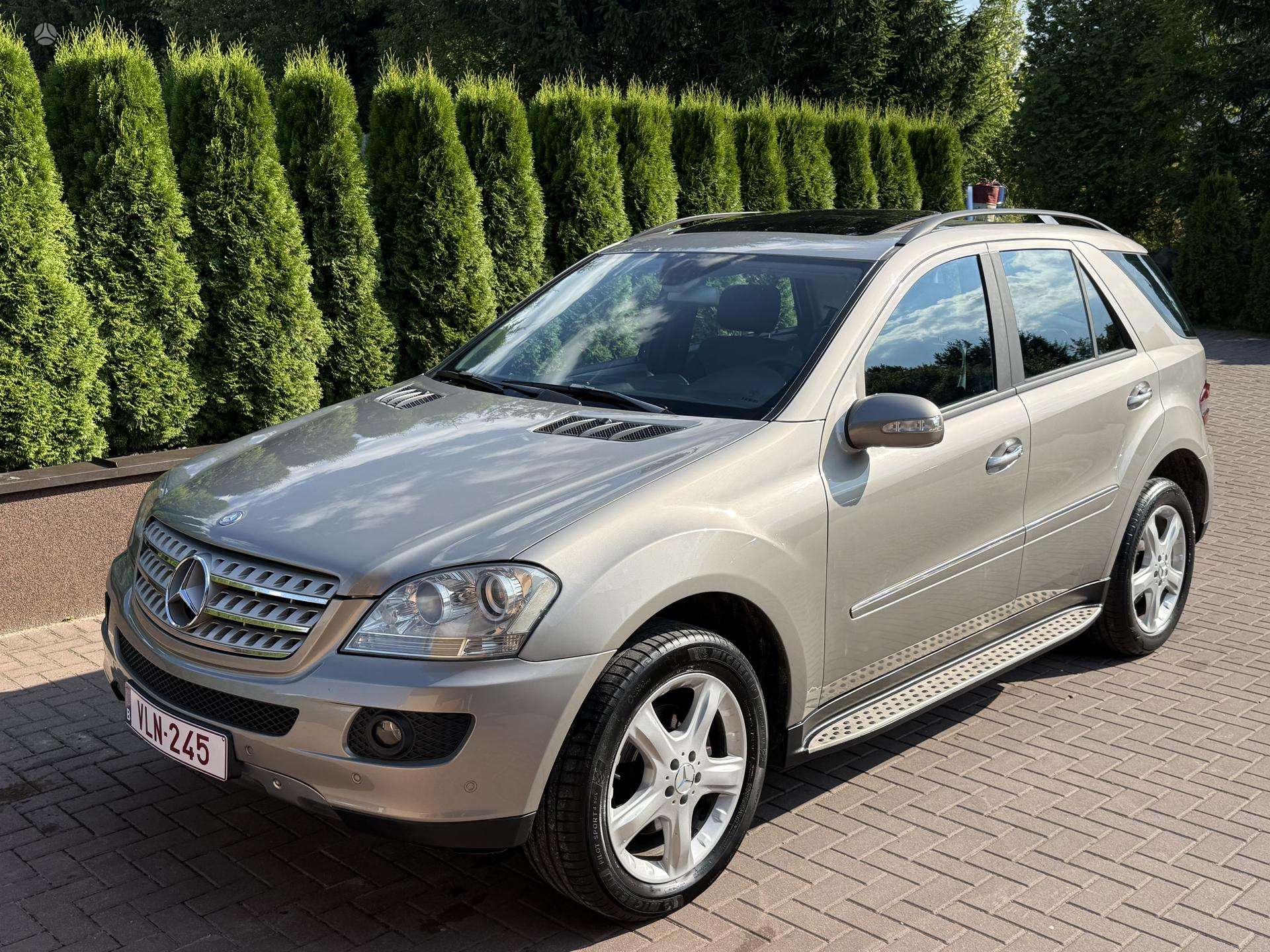 Mercedes-Benz ML320