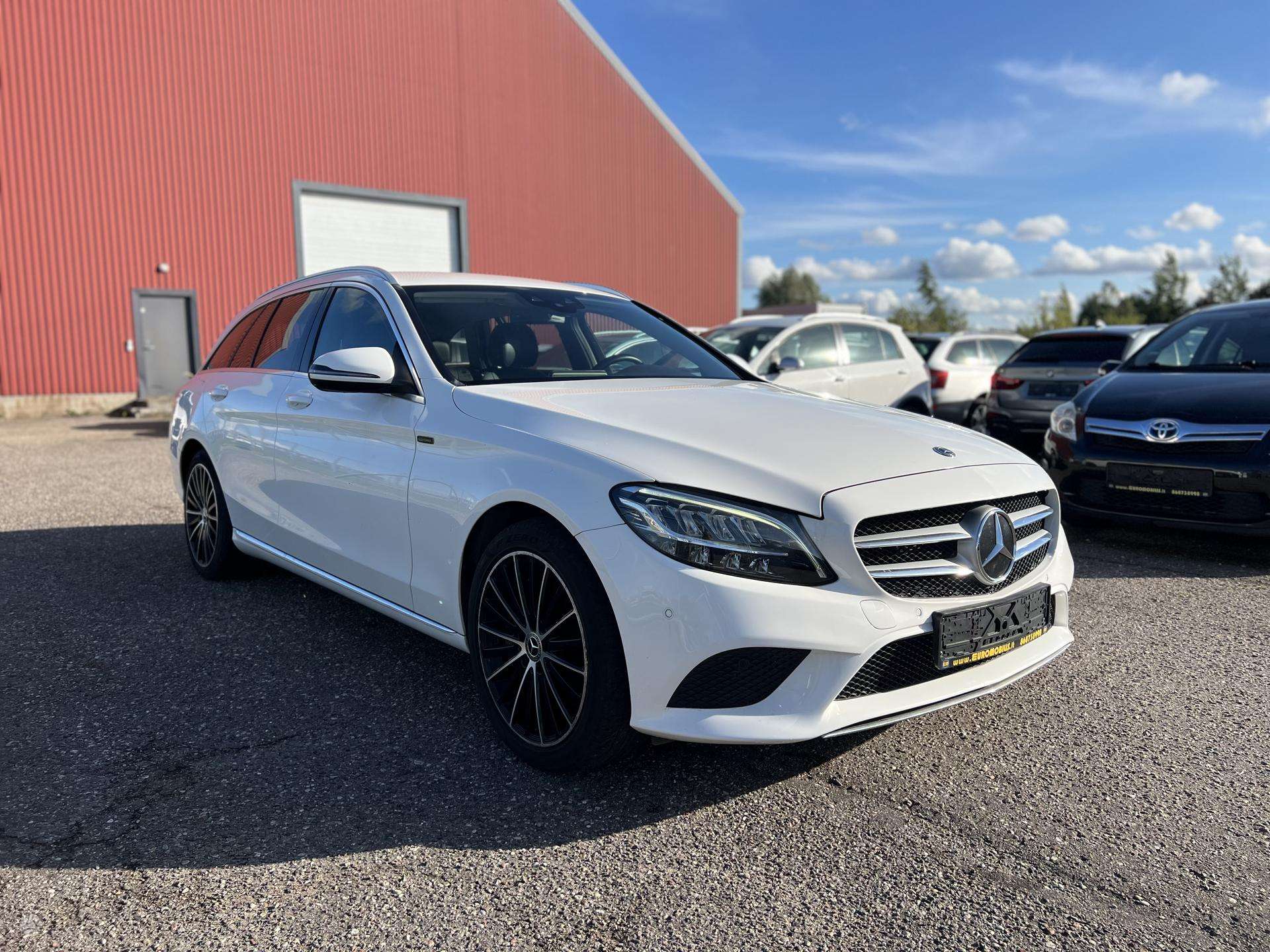 Mercedes-Benz C300