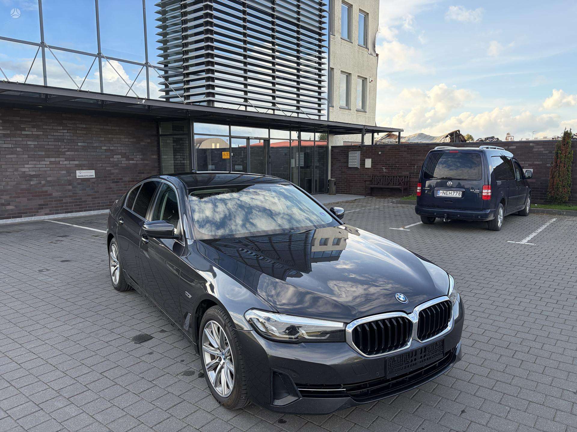 BMW 530