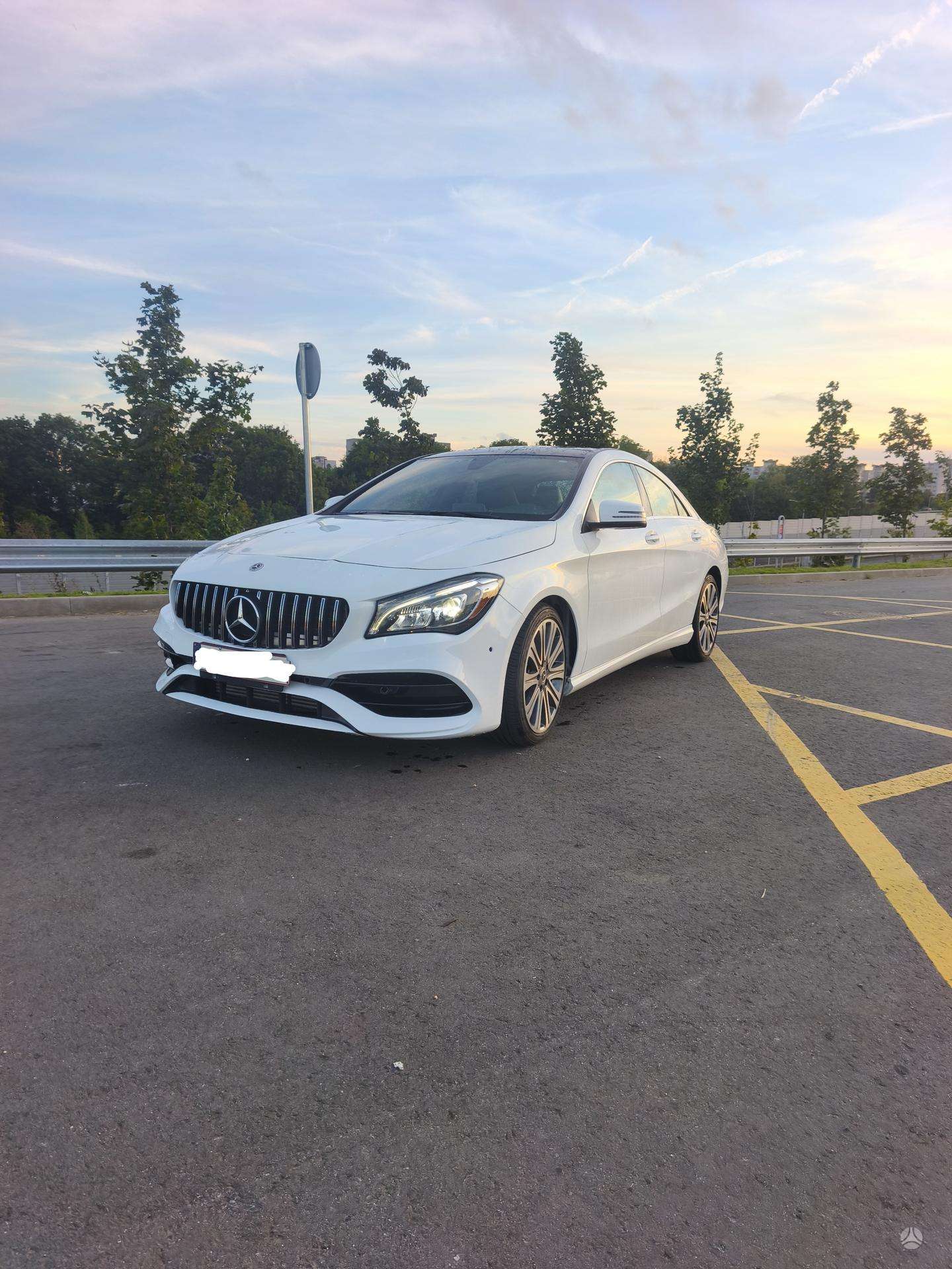 Mercedes-Benz CLA250
