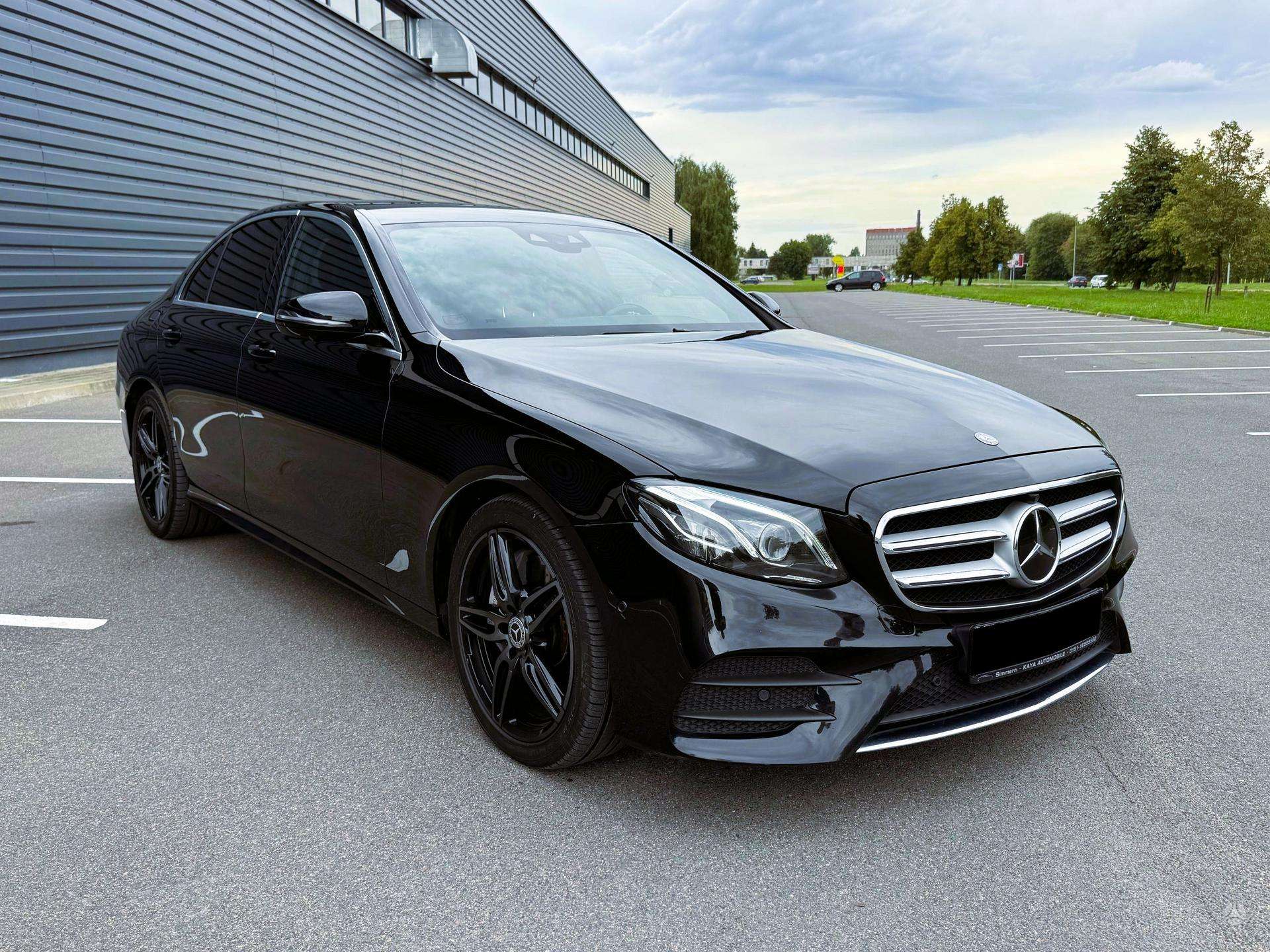 Mercedes-Benz E350