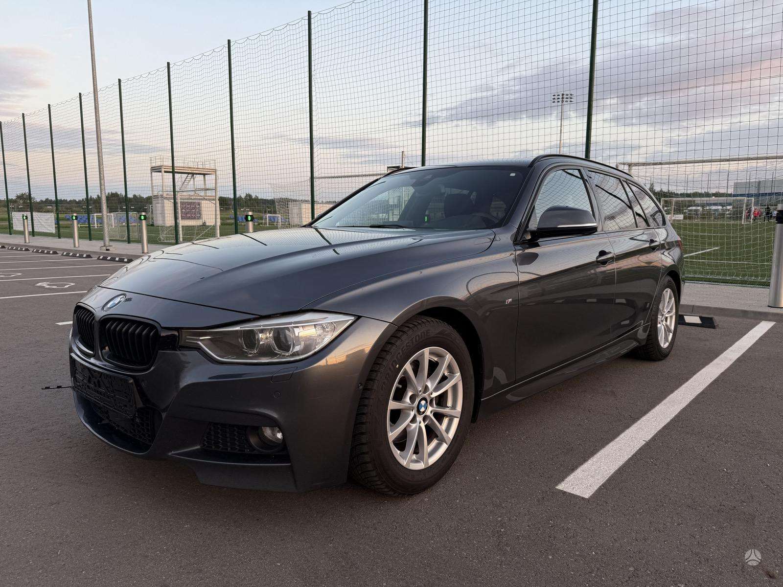 BMW 320