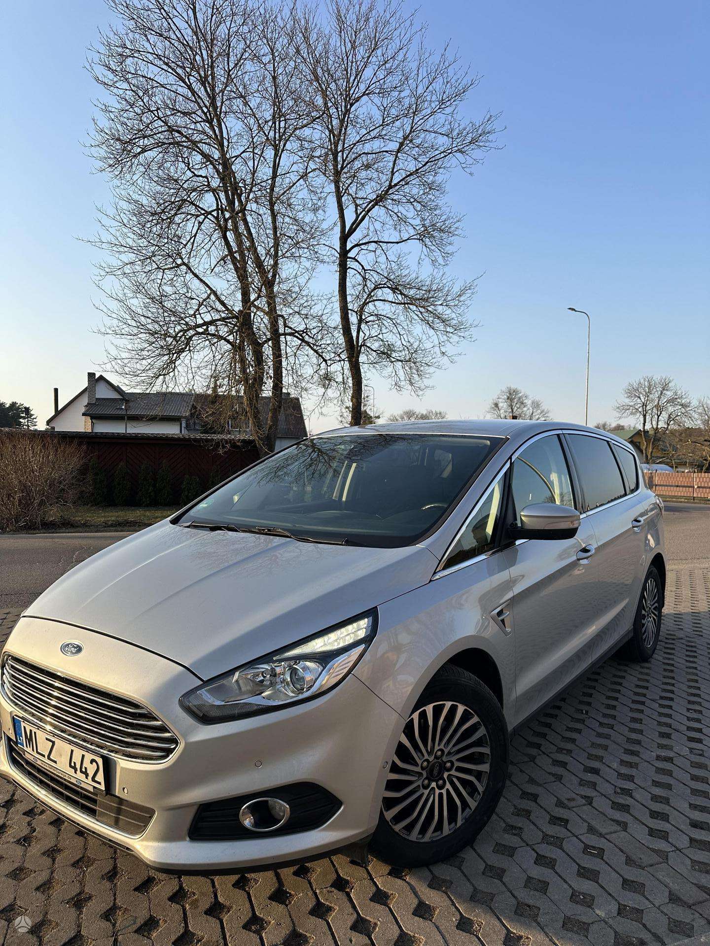 Ford S-MAX