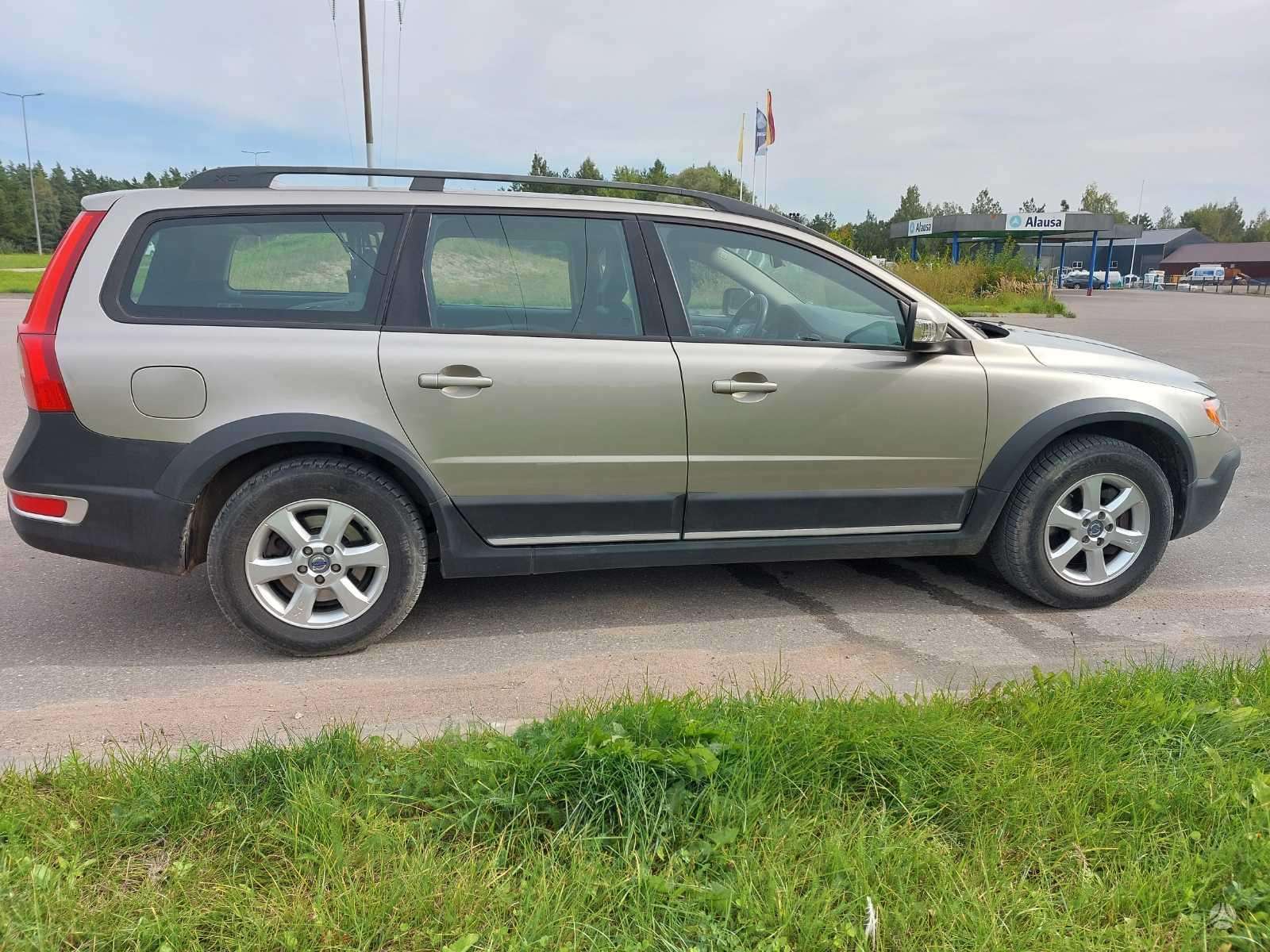 Volvo XC70