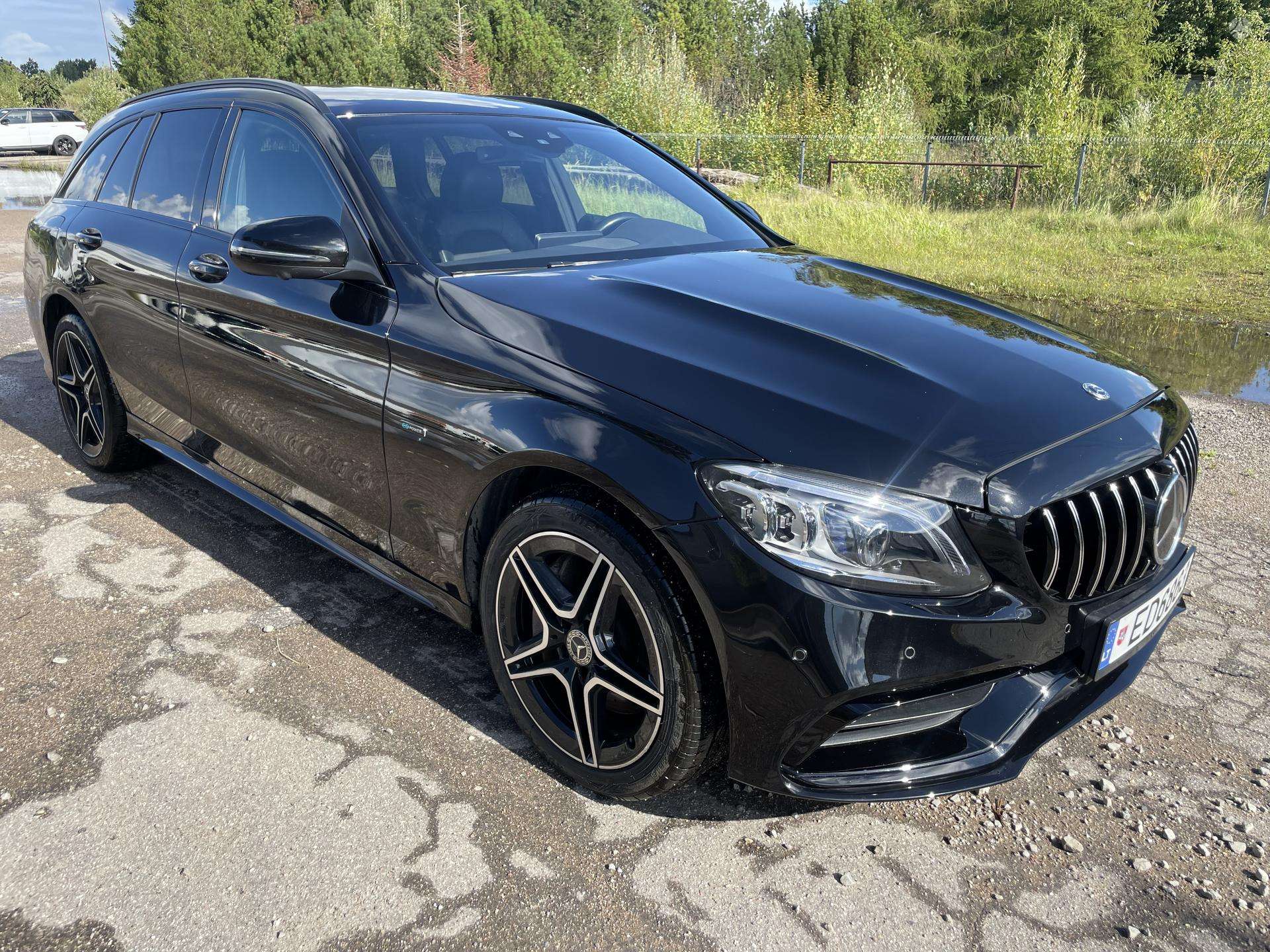 Mercedes-Benz C300