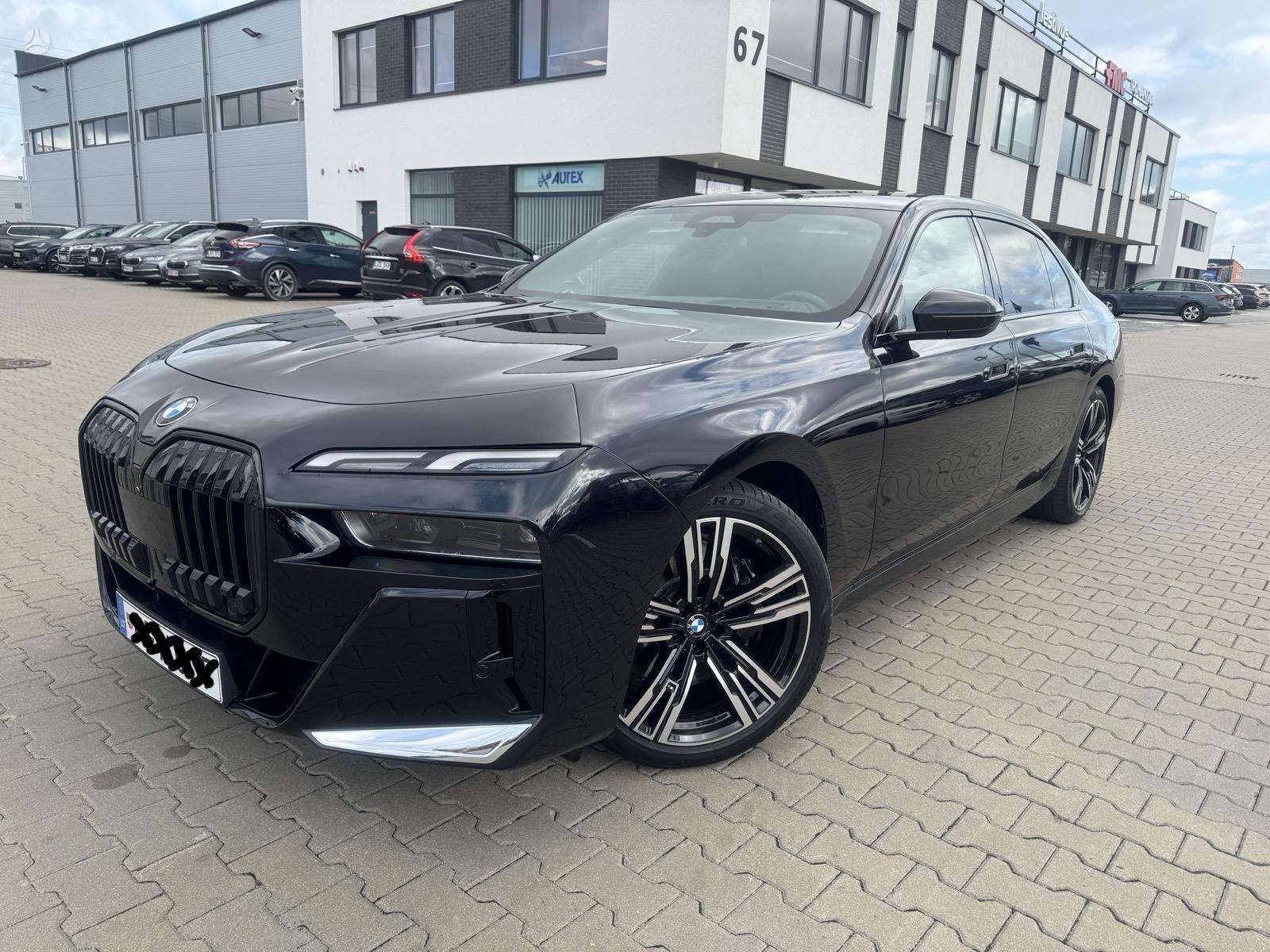BMW 740