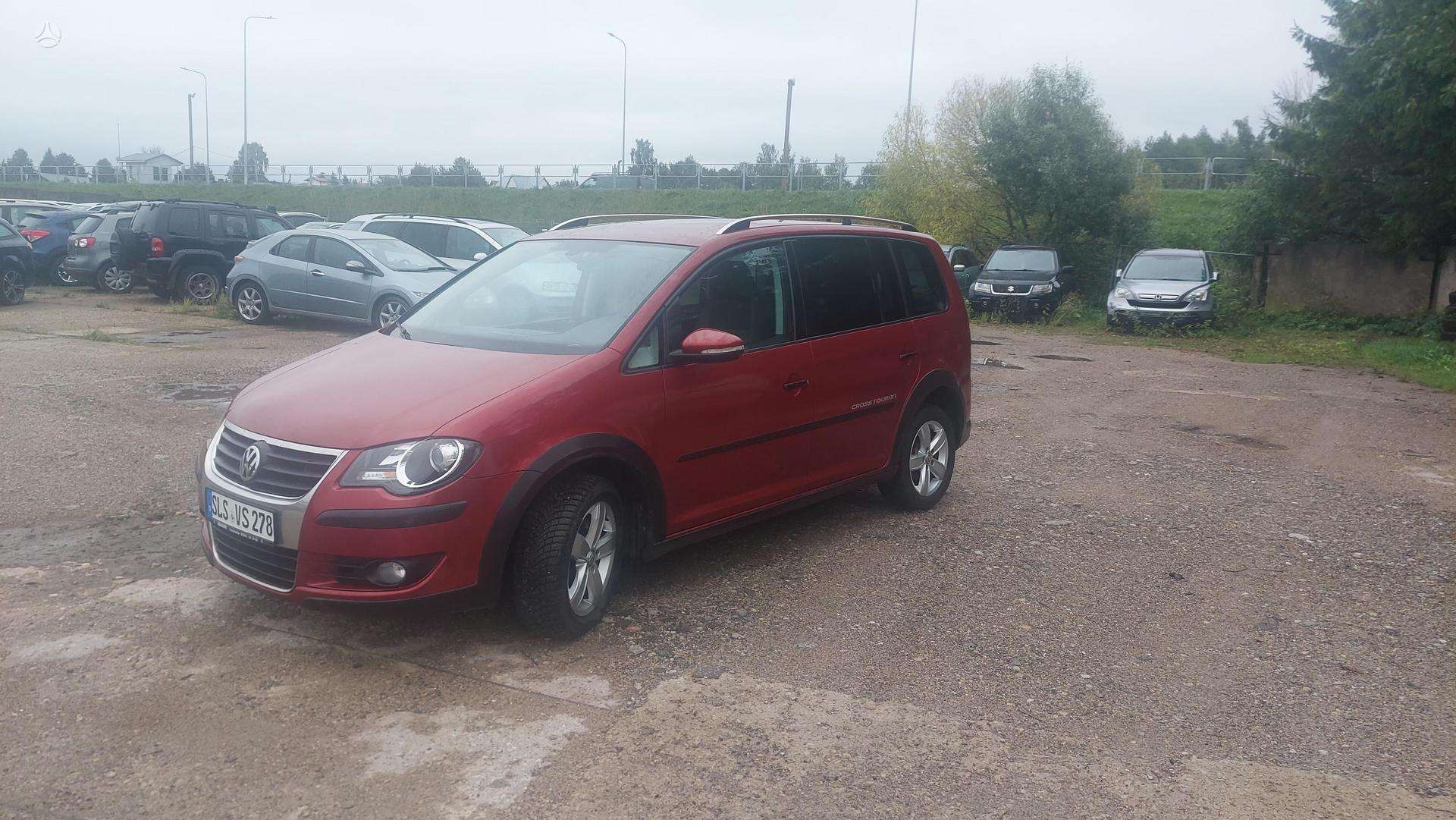 Volkswagen Cross Touran