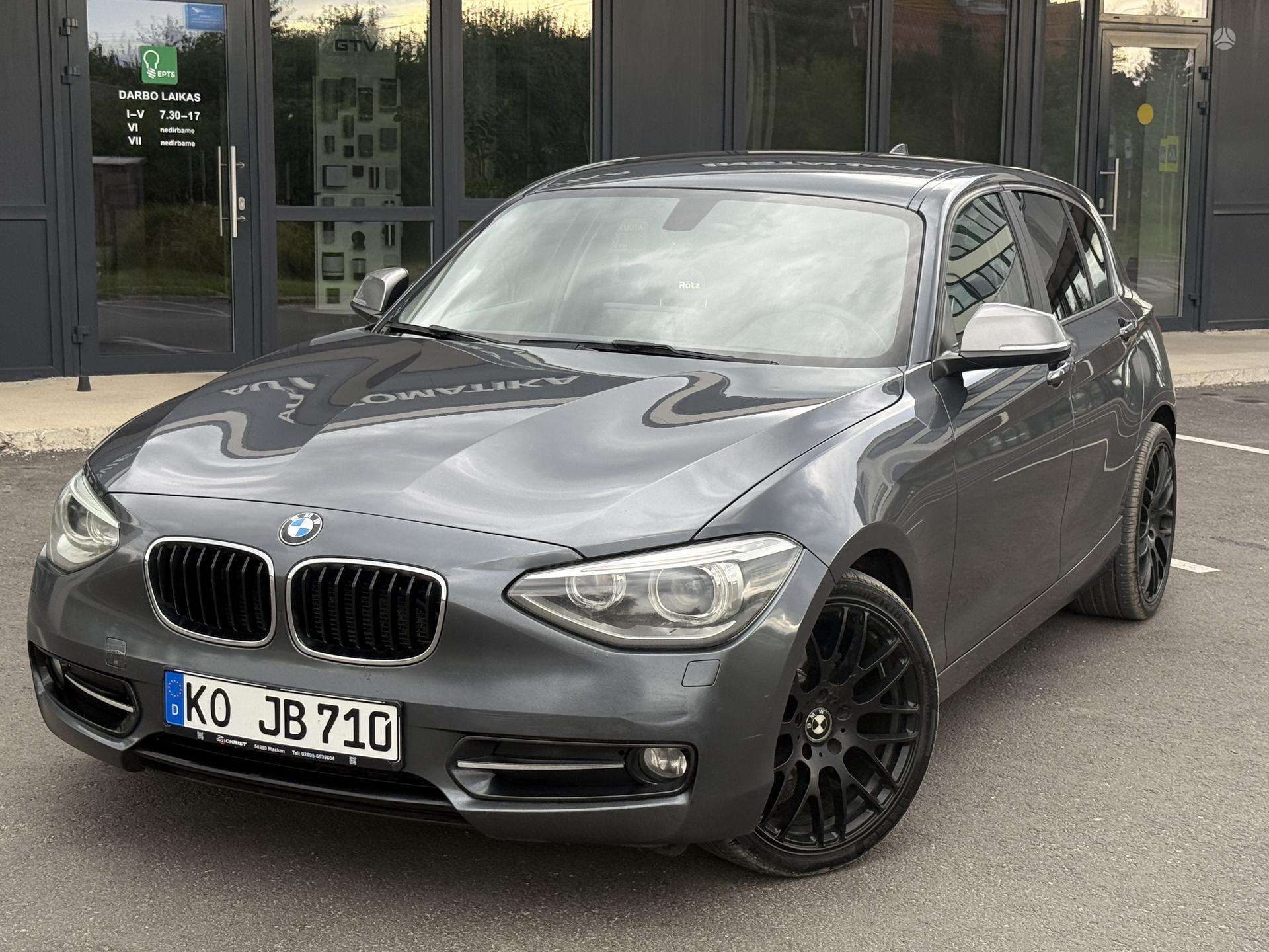 BMW 120