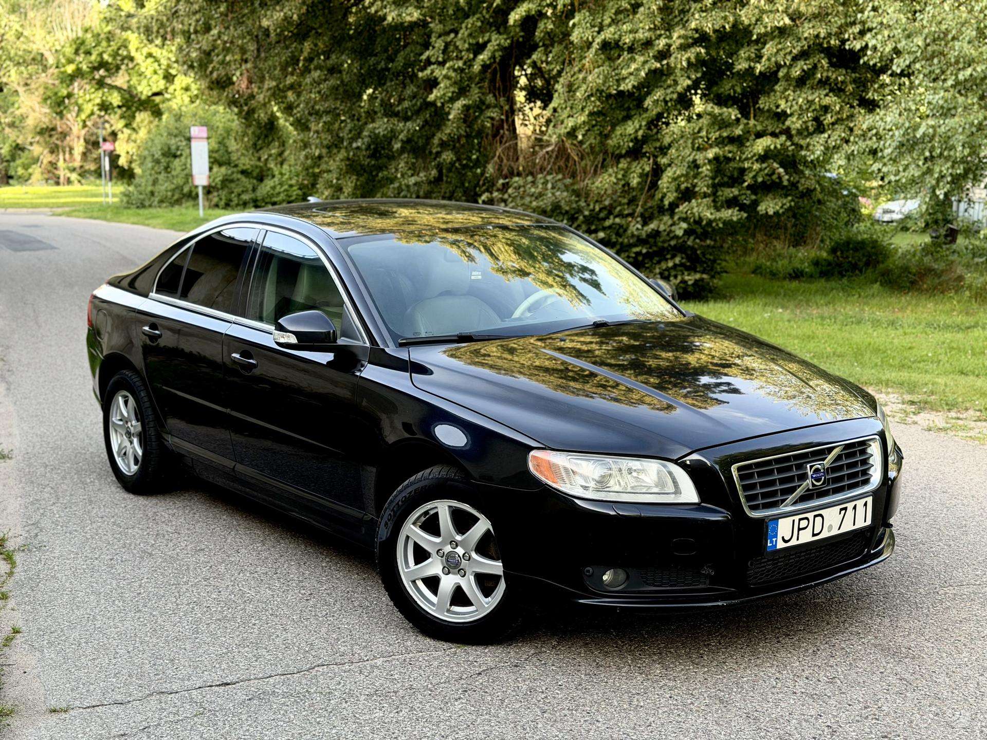 Volvo S80