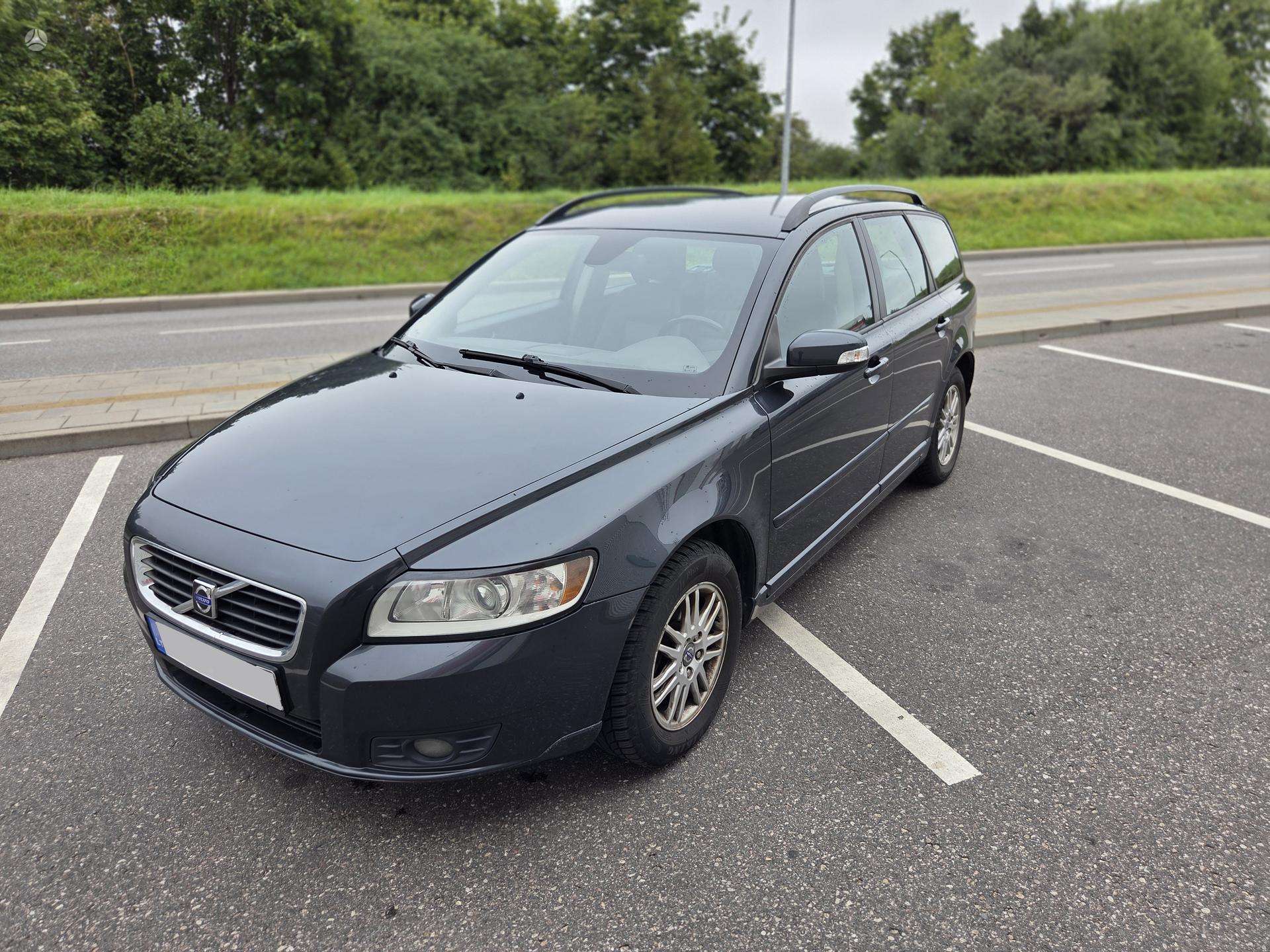 Volvo V50