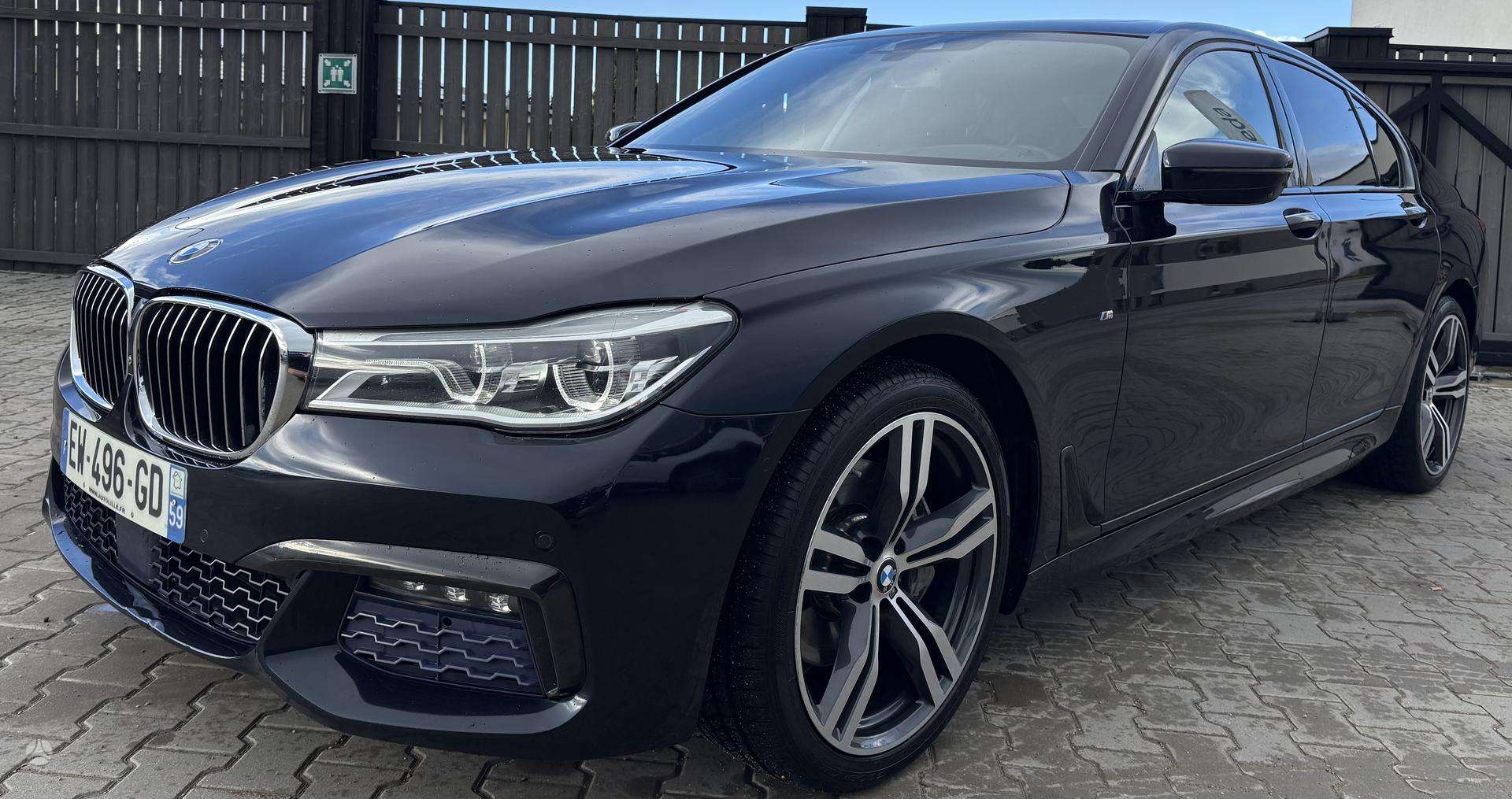 BMW 740