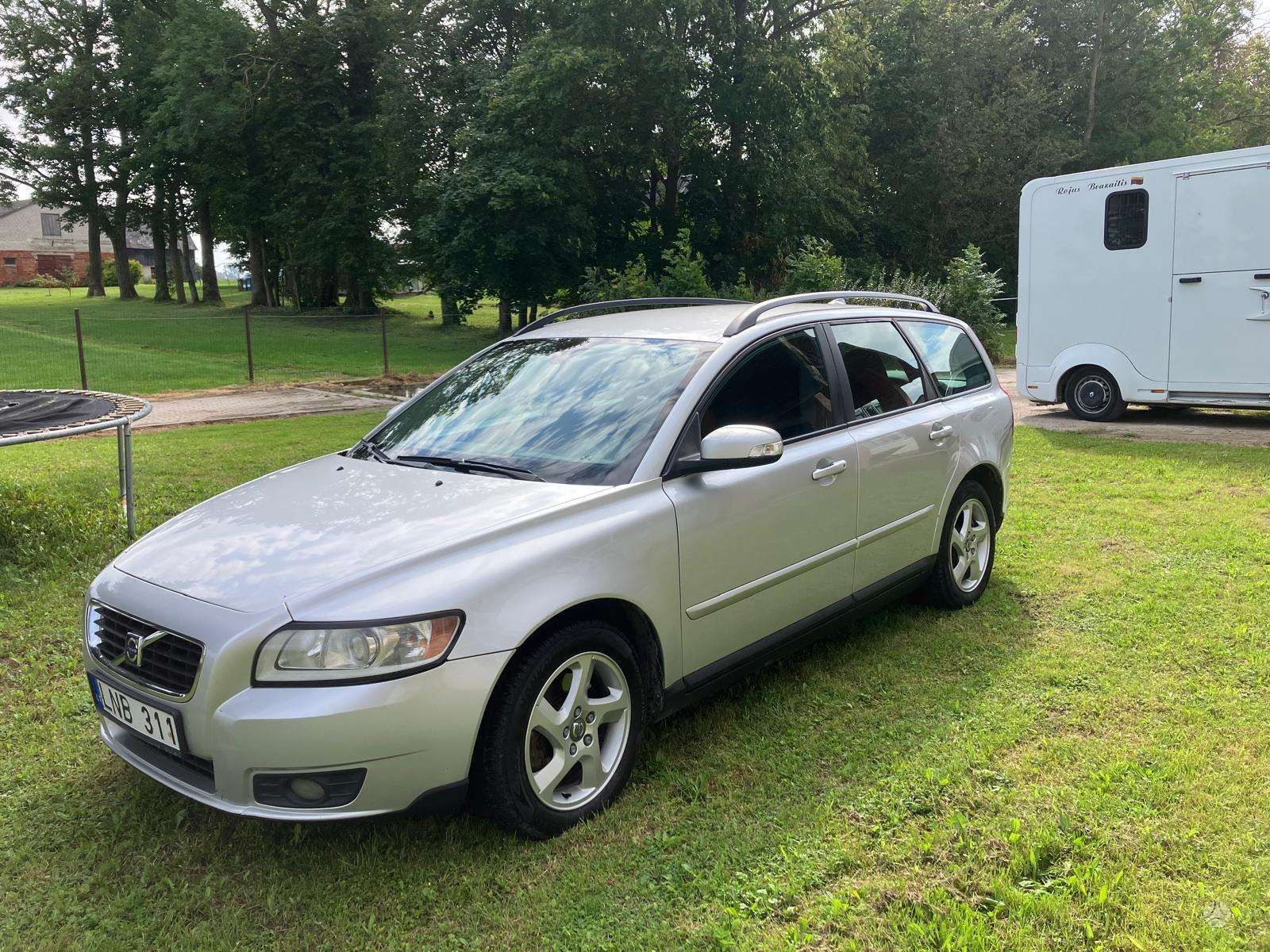 Volvo V50