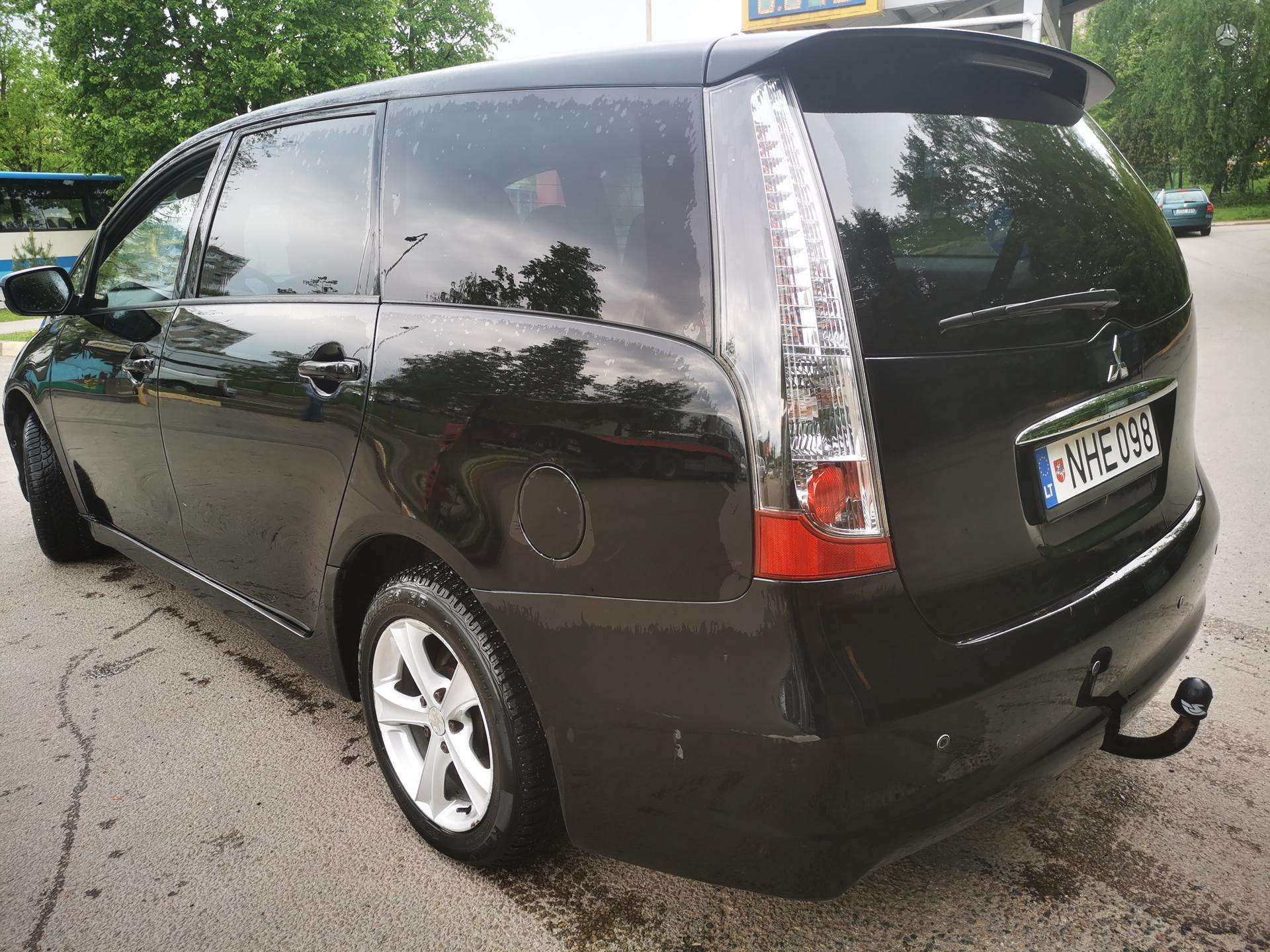 Mitsubishi Grandis