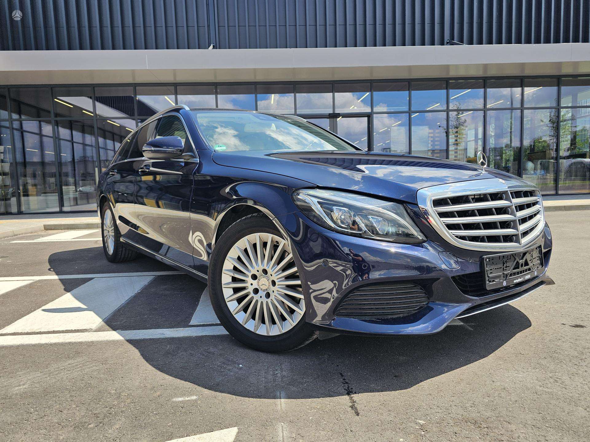 Mercedes-Benz C300