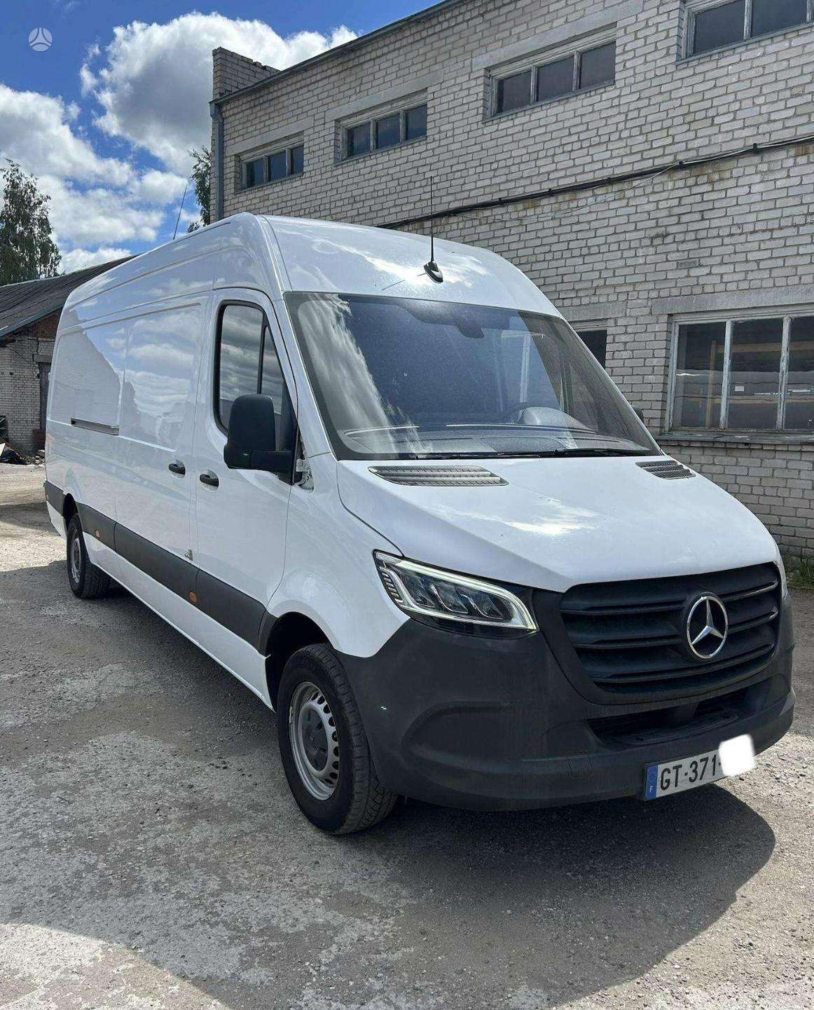 Mercedes-Benz Sprinter