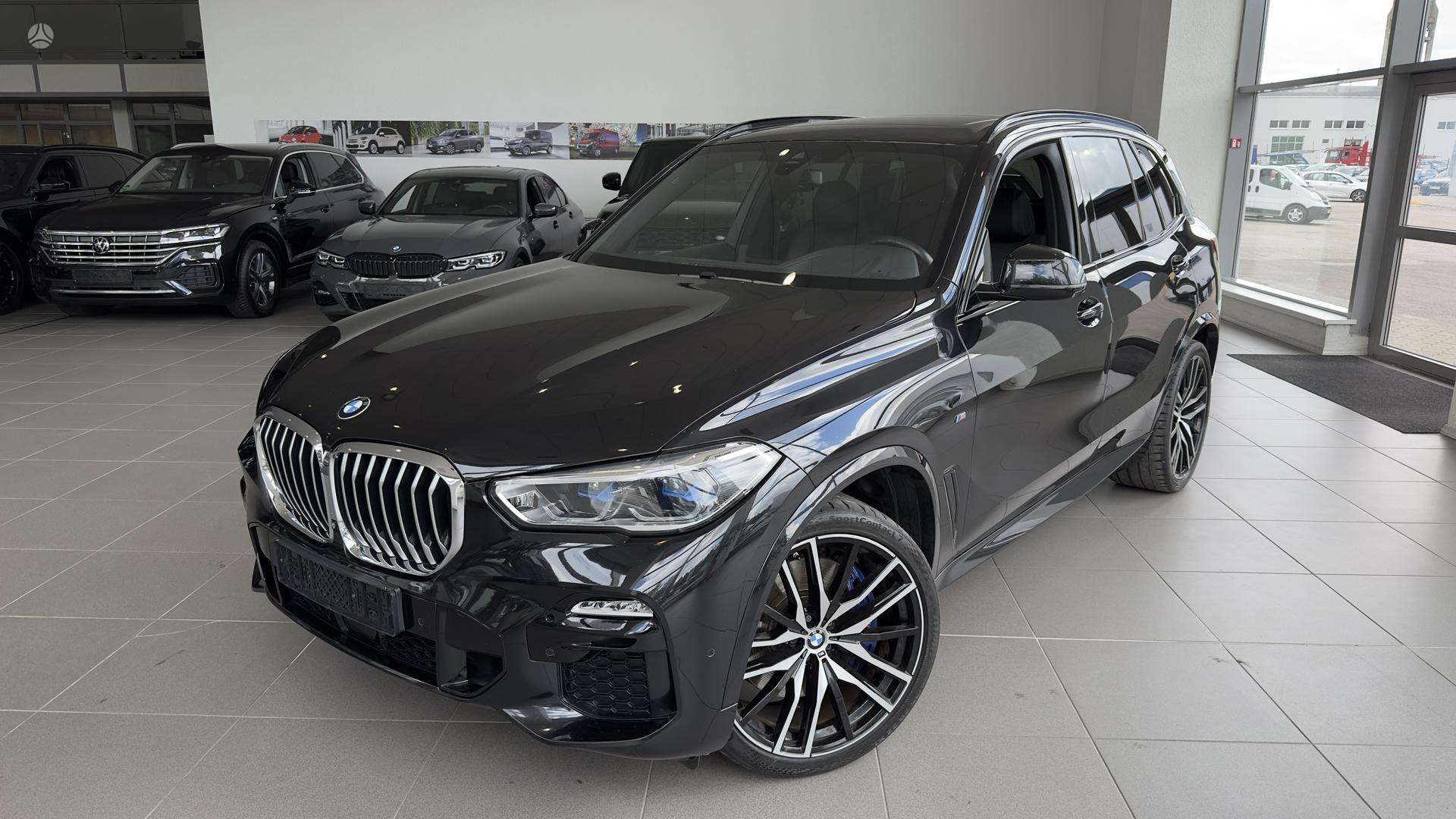 BMW X5.