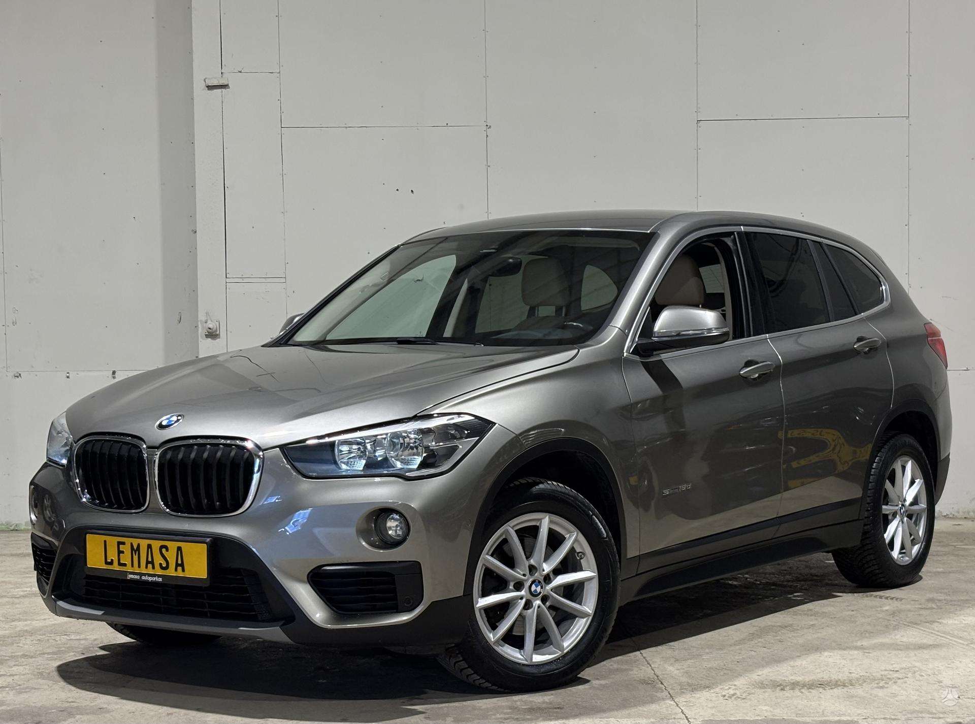 BMW X1