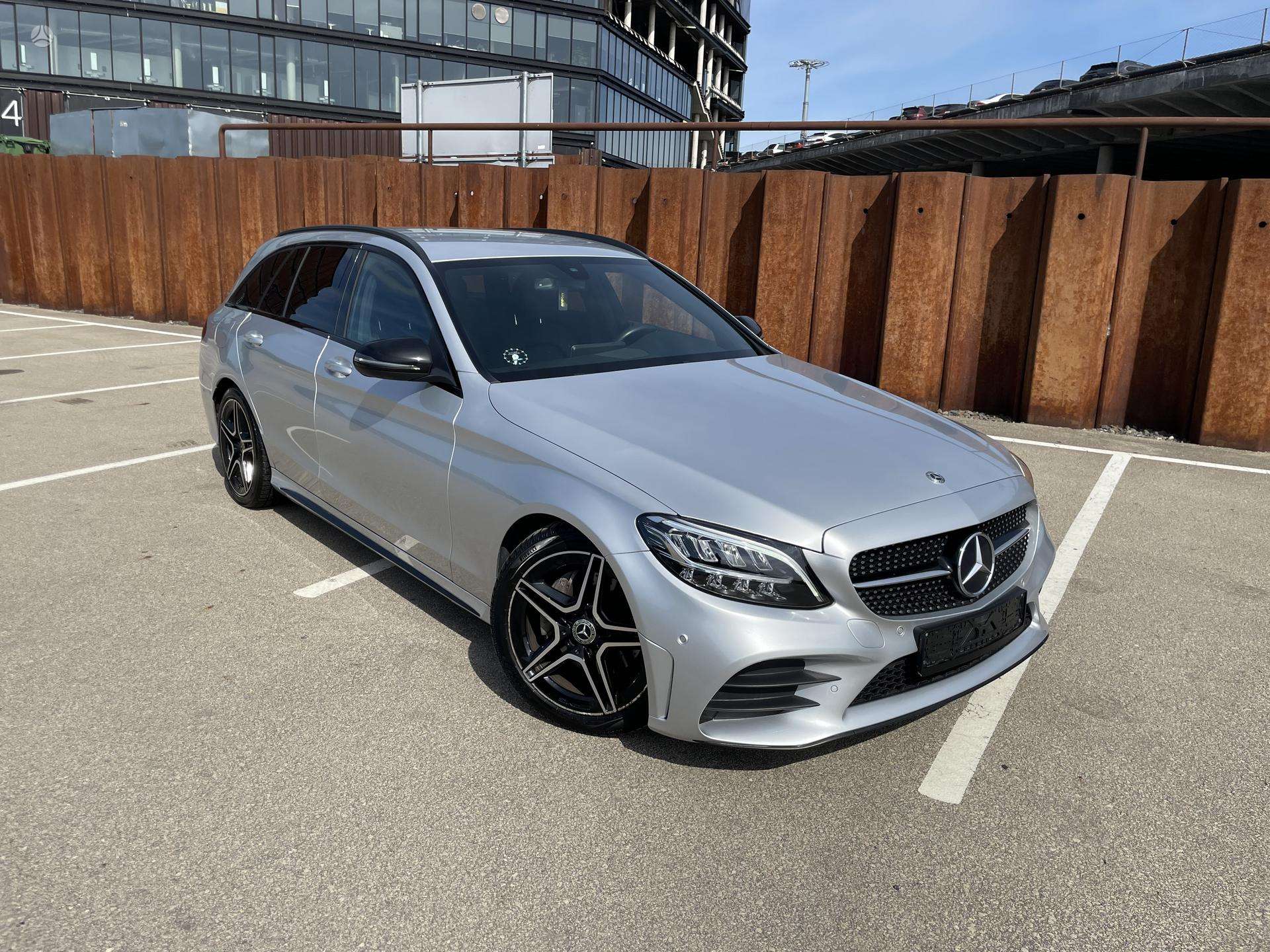 Mercedes-Benz C220