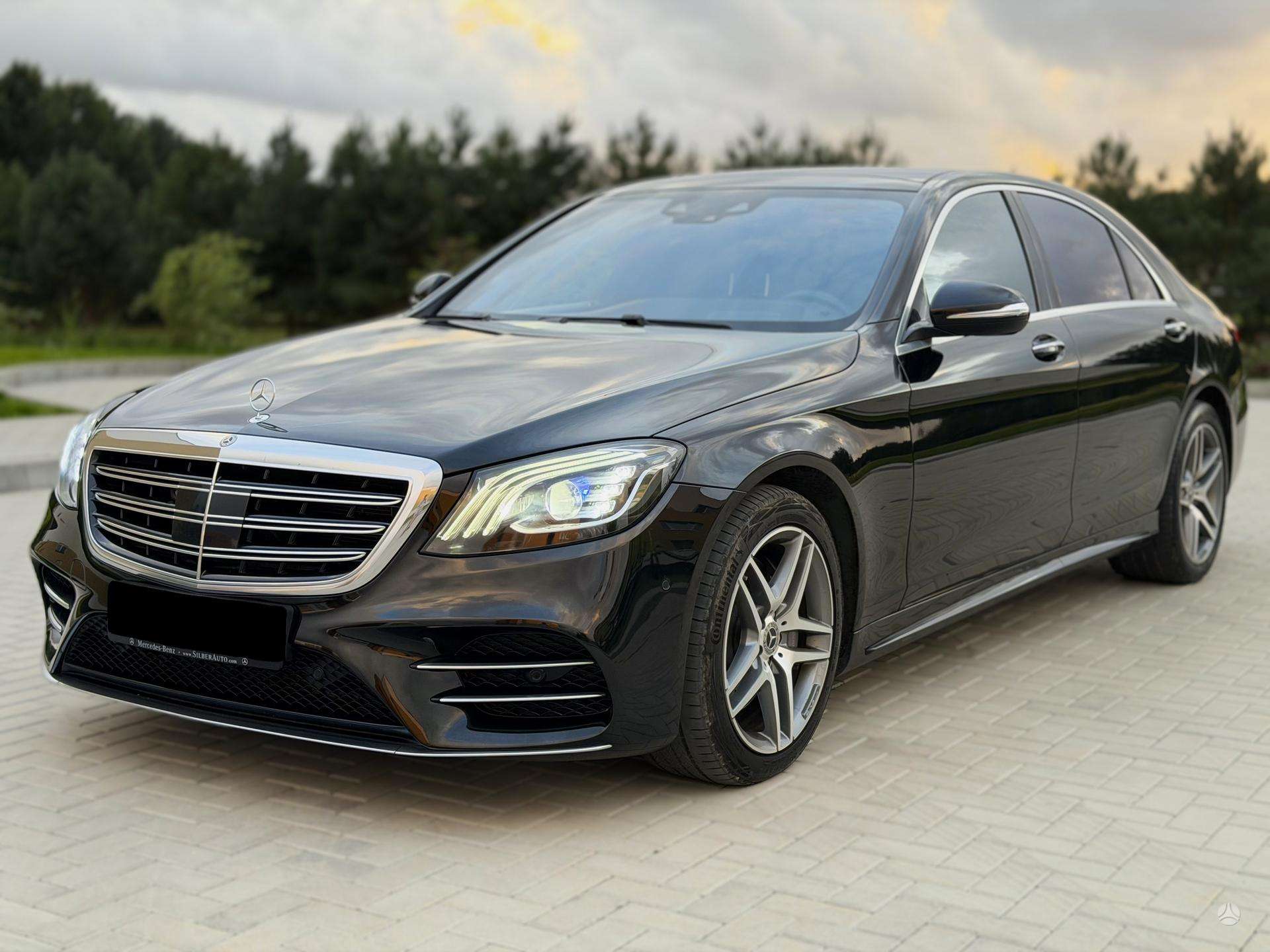 Mercedes-Benz S560