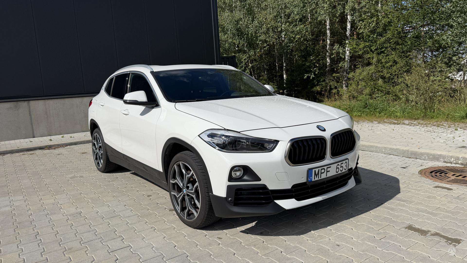 BMW X2