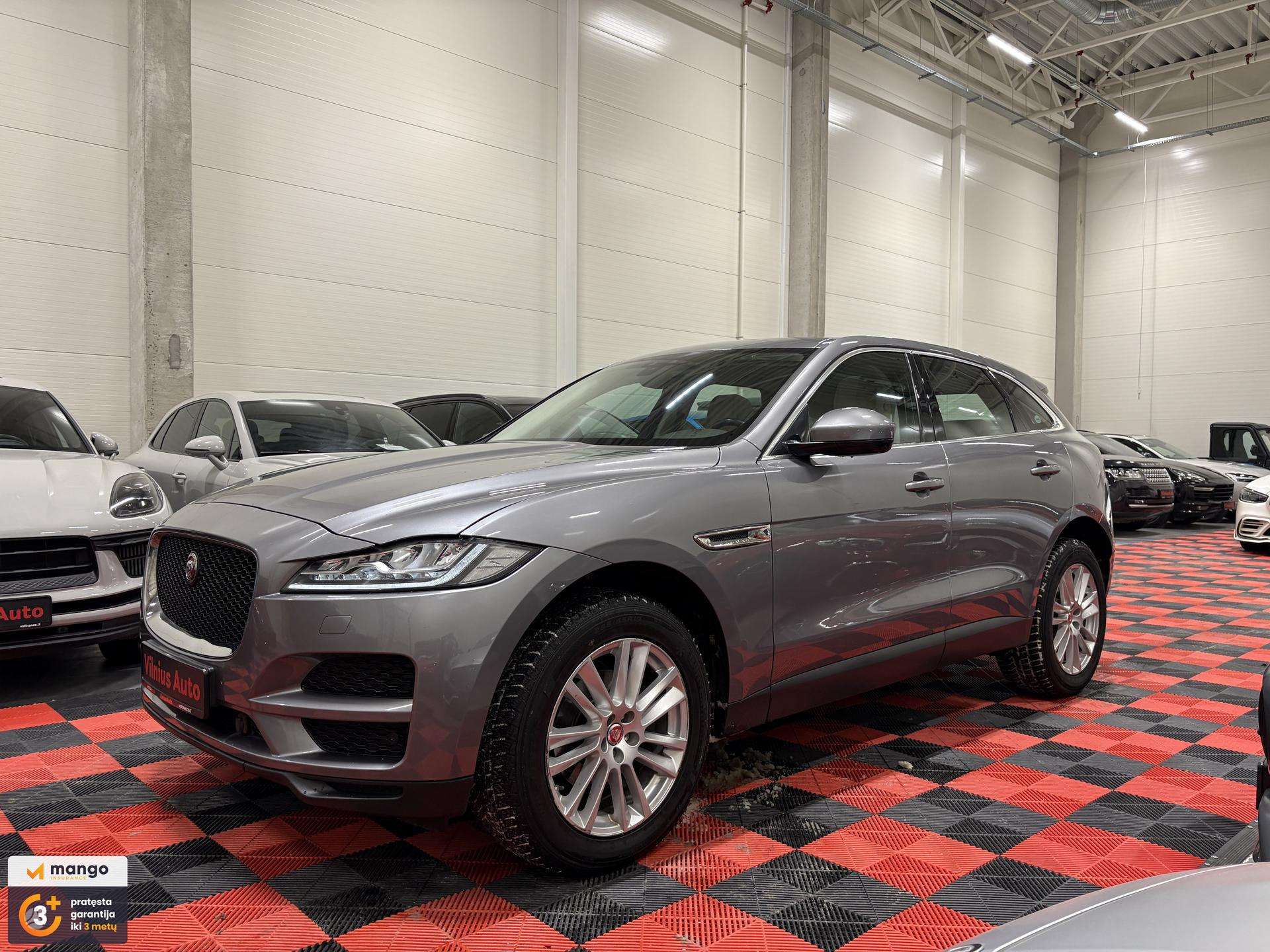 Jaguar F-Pace