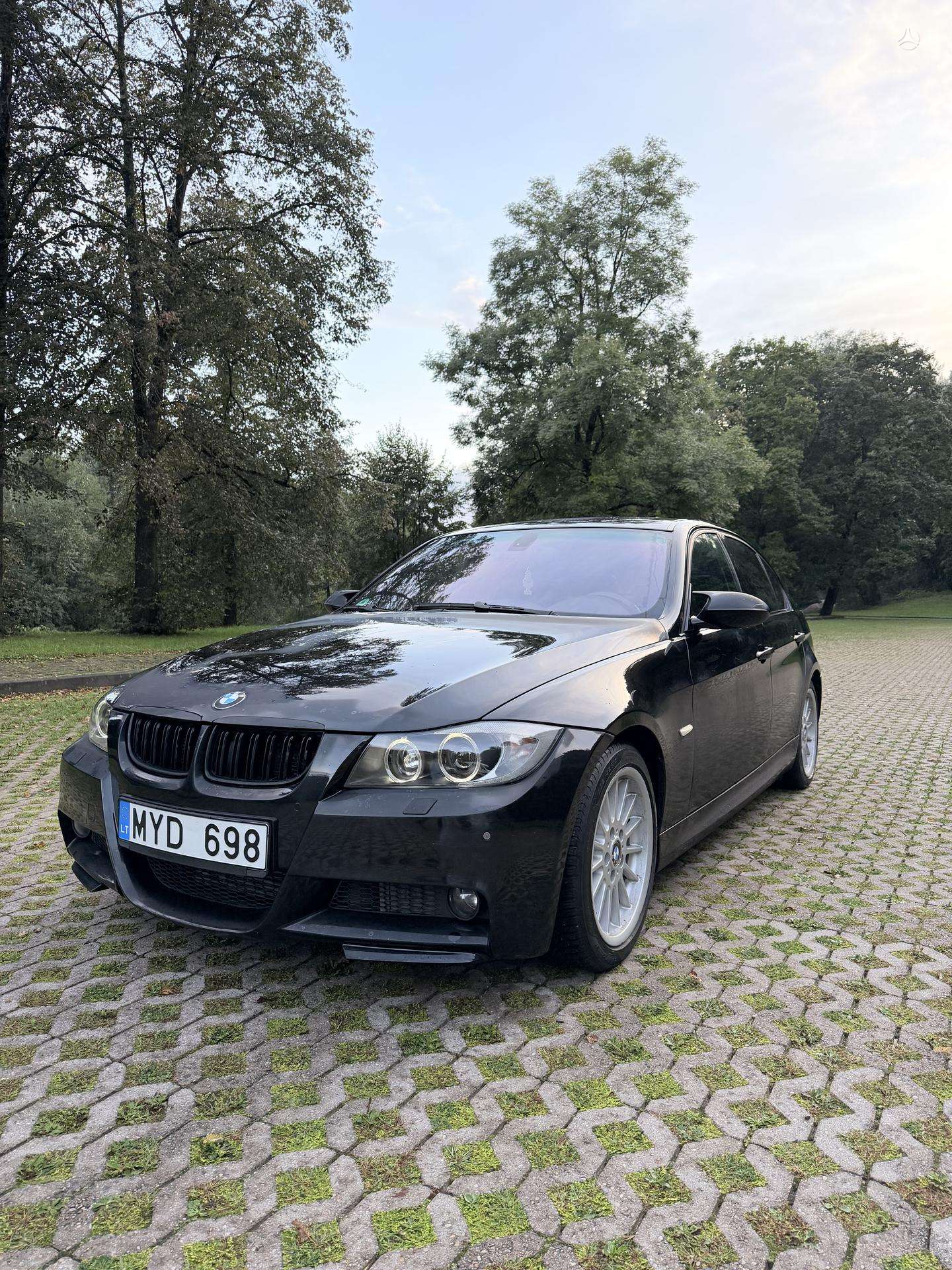 BMW 330