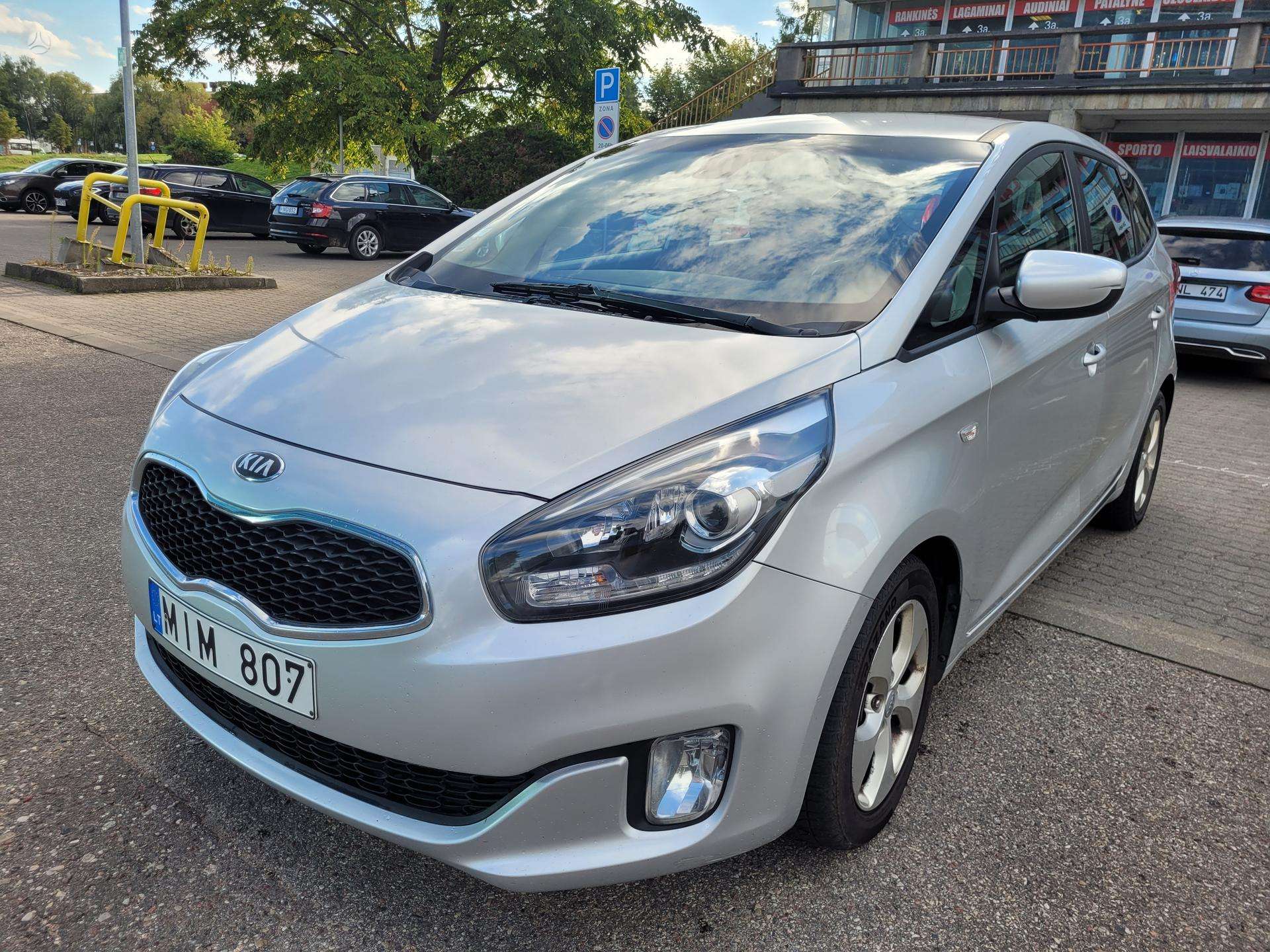 Kia Carens
