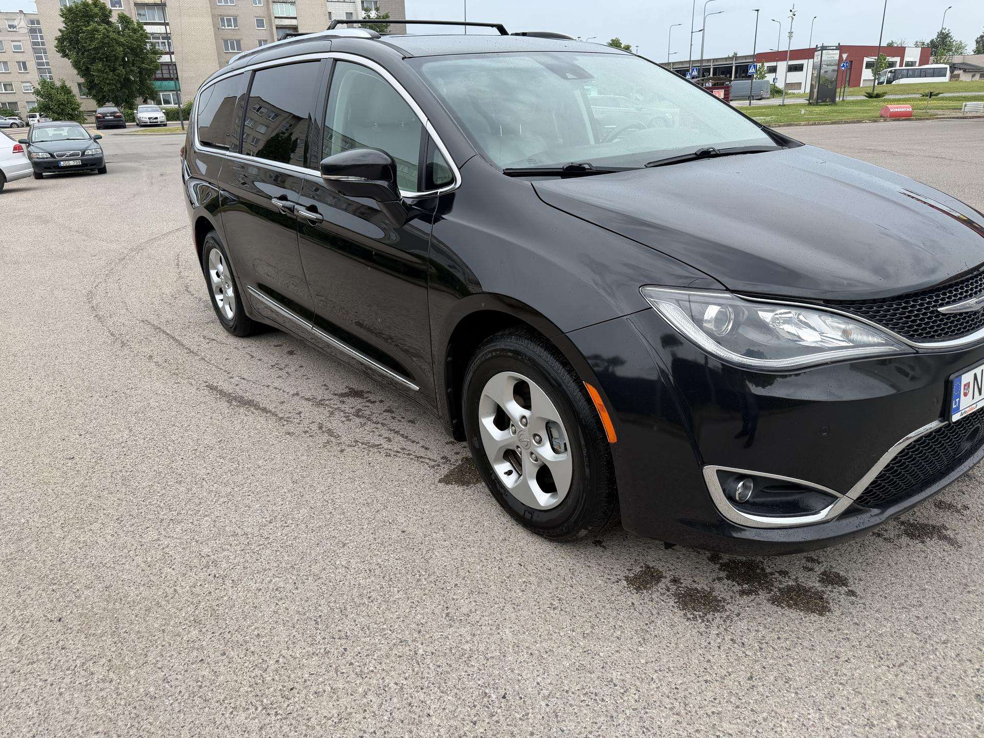 Chrysler Pacifica